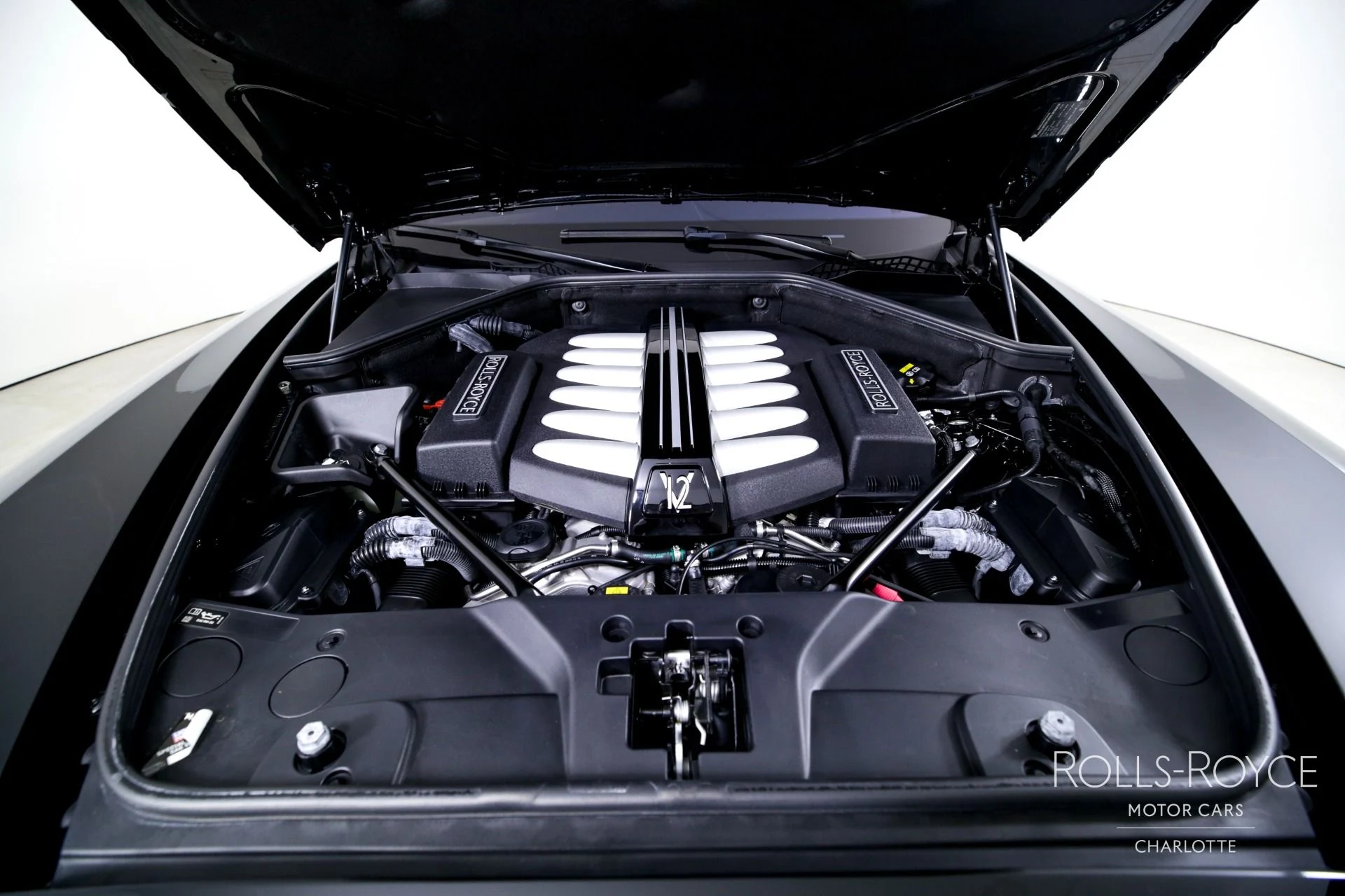mph029_3510550767_Used_2020_Rolls_Royce_Wraith_1742827332_6f2201e4b1