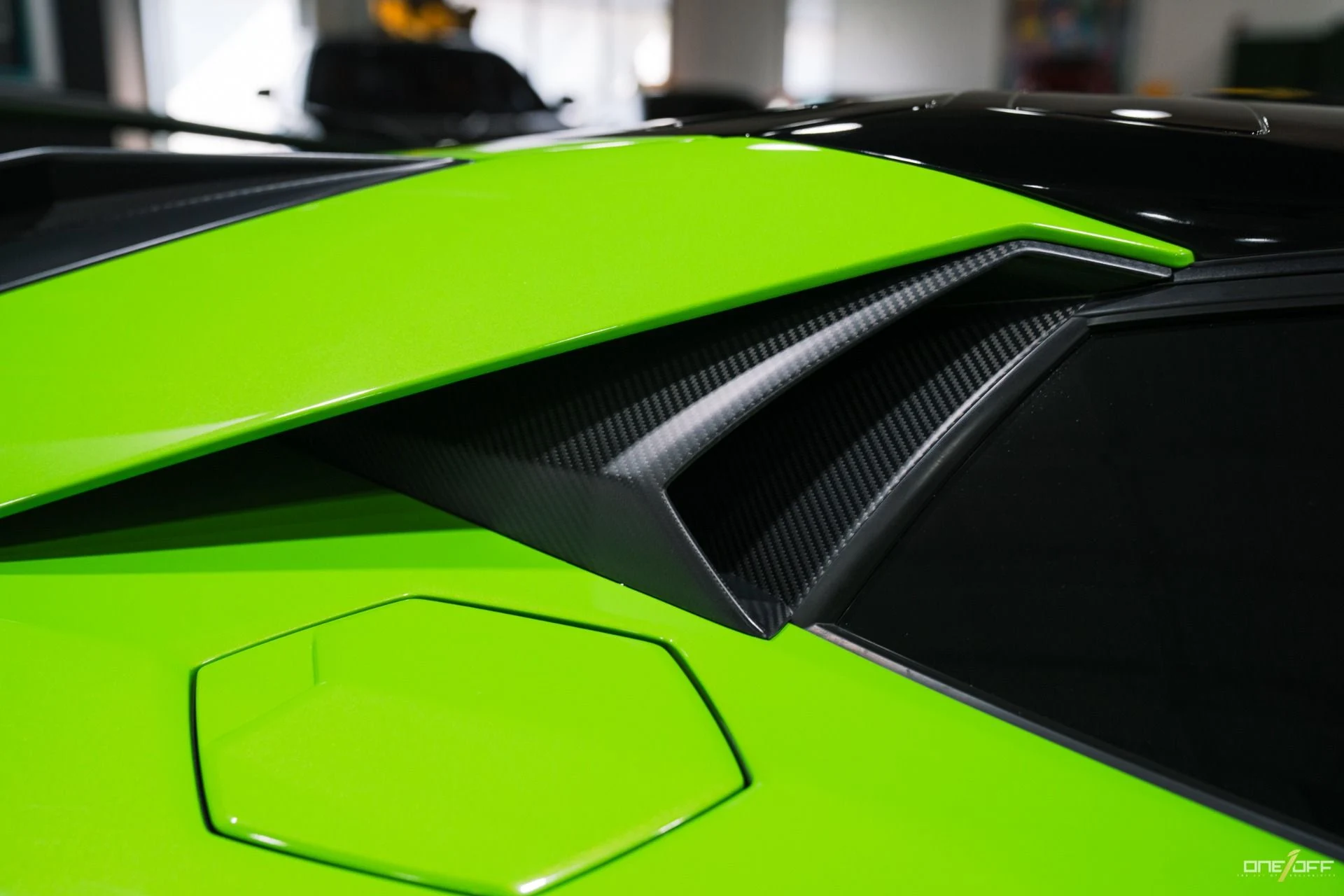mph029_3511263138_Used_2021_Lamborghini_Aventador_LP_770_4_SVJ_Roadster_in_Verde_Mantis_w_Warranty_2026_Matte_Carbon_1759284744_cec36fbb54