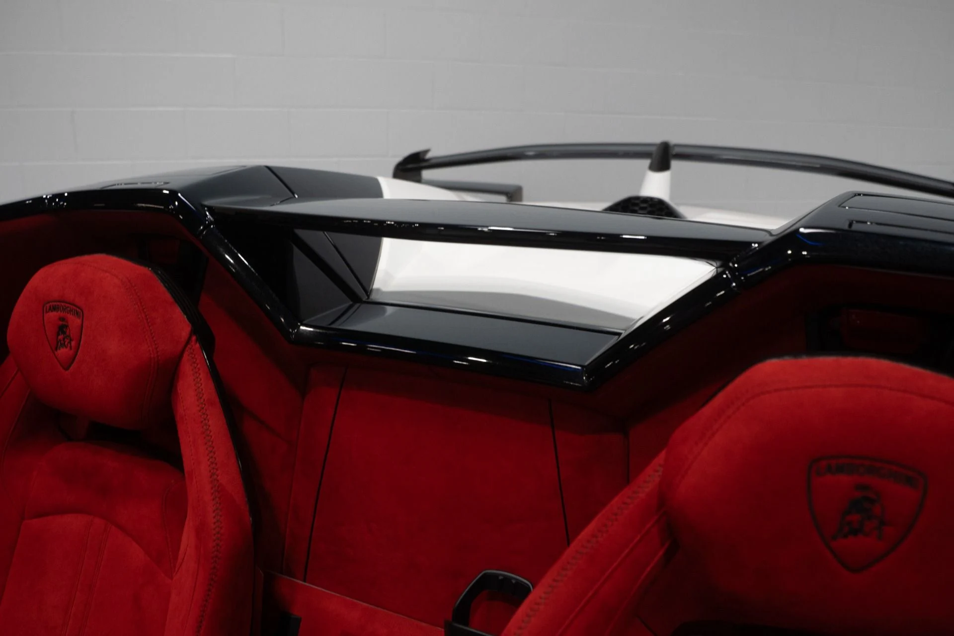 mph029_3515176771_Used_2020_Lamborghini_Aventador_LP_770_4_SVJ_1784233136_ab479bc54c