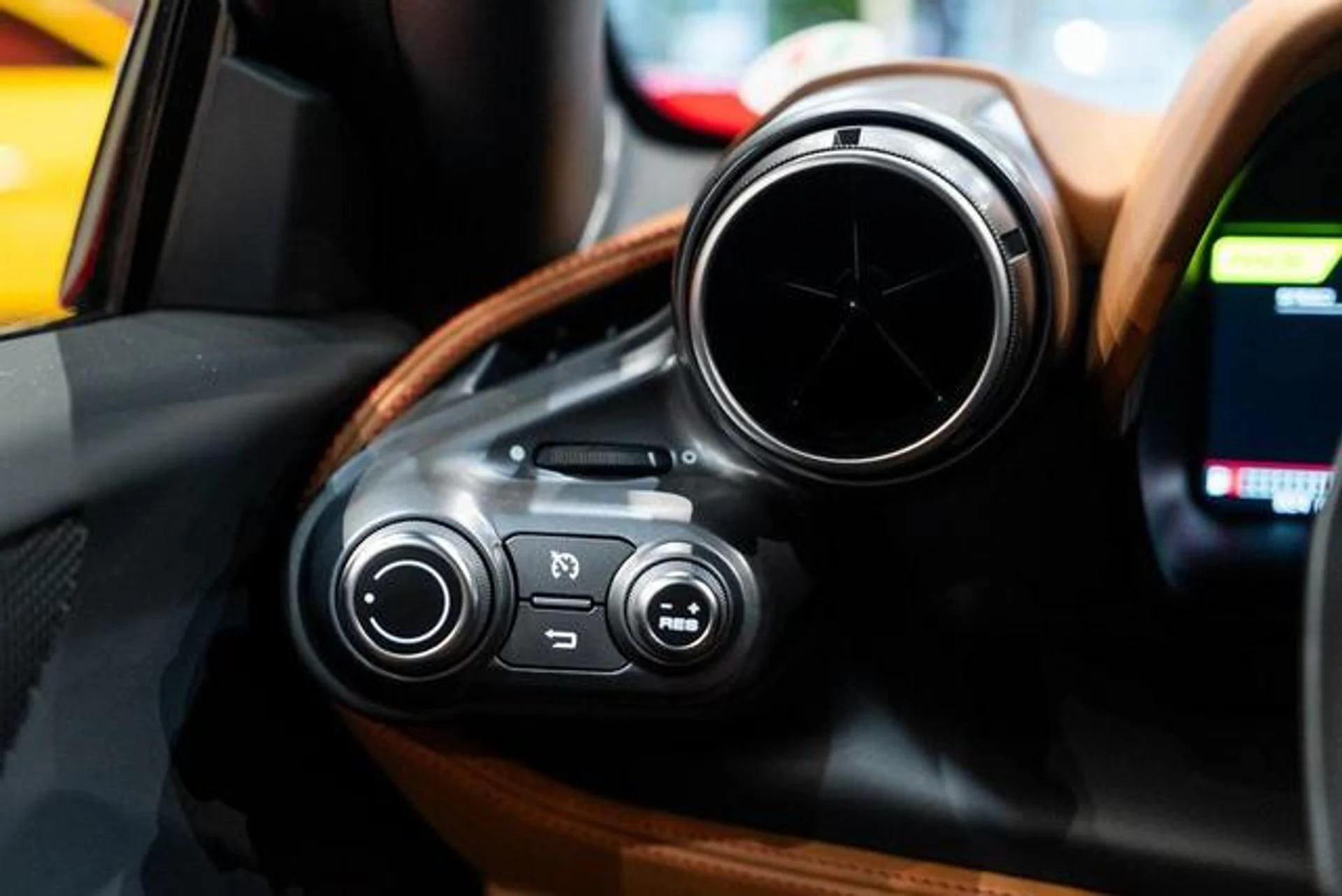 mph029_3531380838_g_Knzw_E_Uki_Ix5i_Er_F3_OK_1t_EP_0_Sf_A_cb84a8f51e