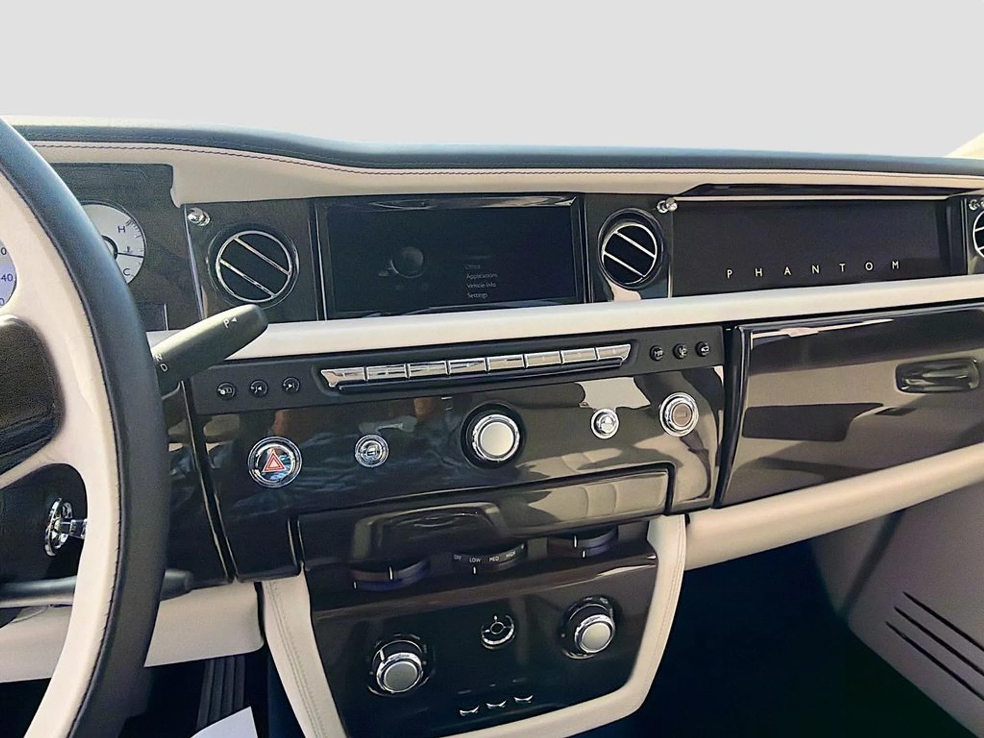 mph029_3540815969_e15ab6ddac303360c2fd2141e173ca75x_b3c7b28c84