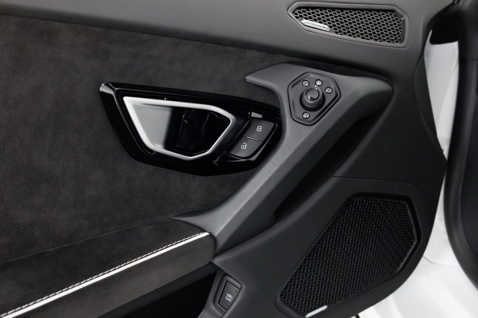 mph029_3542109129_Used_2020_Lamborghini_Huracan_LP_640_4_EVO_1779139554_4bf21758bf