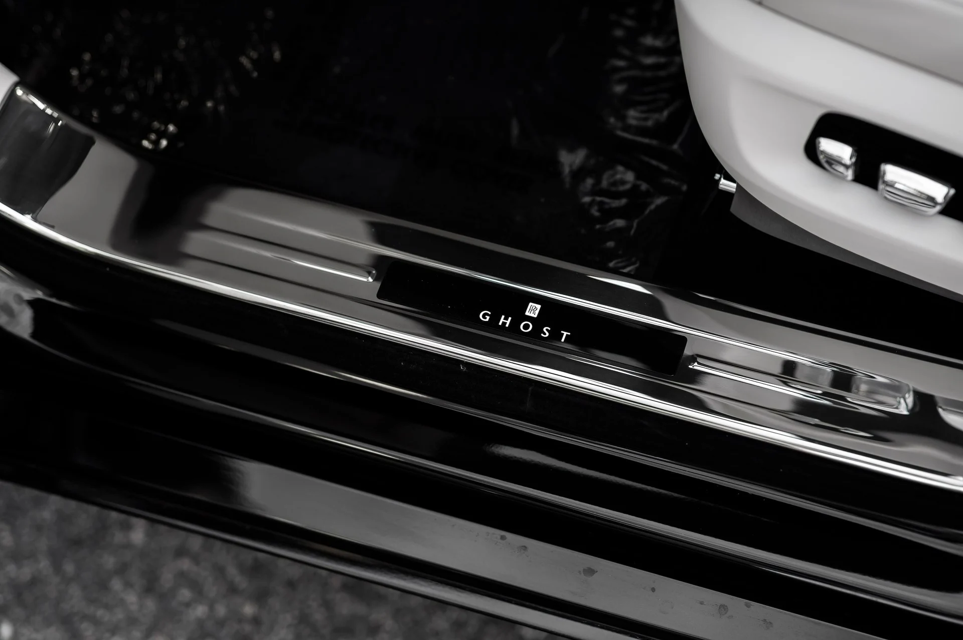 mph029_3555378347_fa01ea923690465abf0b823e8ea7b02d_c201fca2ae