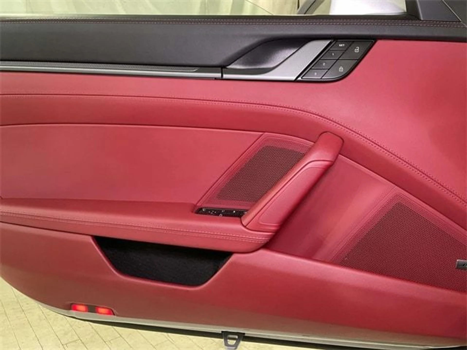 mph029_3559232917_3020a5634c746463314a347880db6a71x_8286d407a6