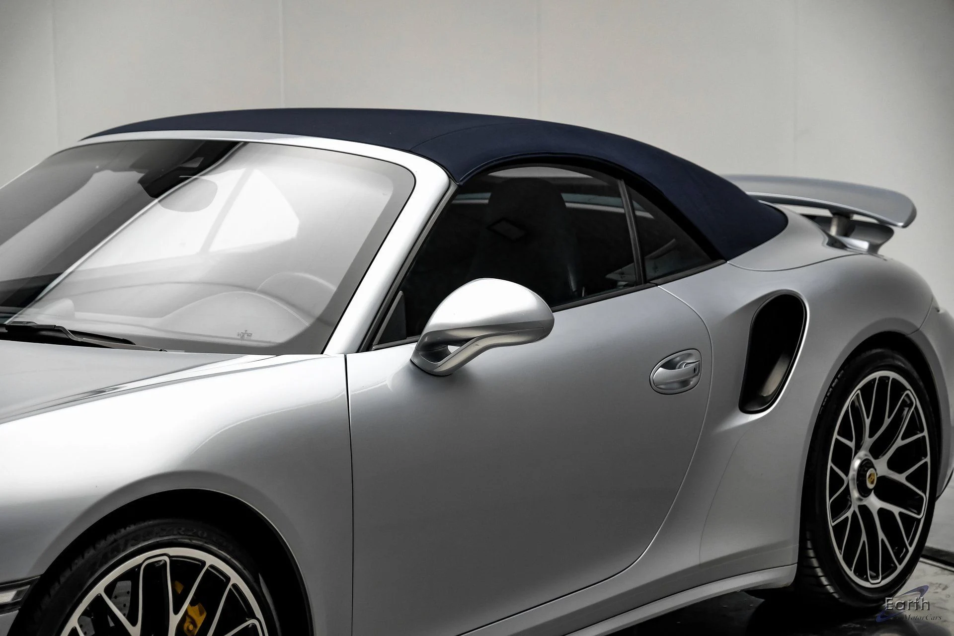 mph029_3559682141_3d5d7052c6d94cb461879d25cf54a52ax_a8d1e80214