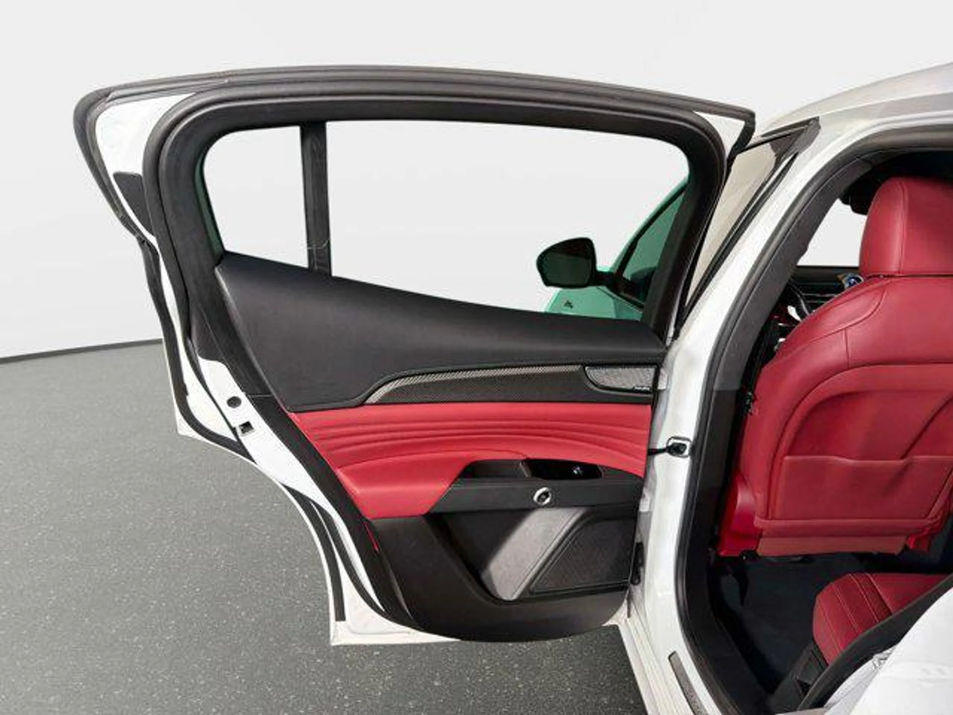 mph029_3565876454_g2h_Oxs_Ai7tz_O_Xmr88gm_Xfg_Ge_Vw_370ada099a