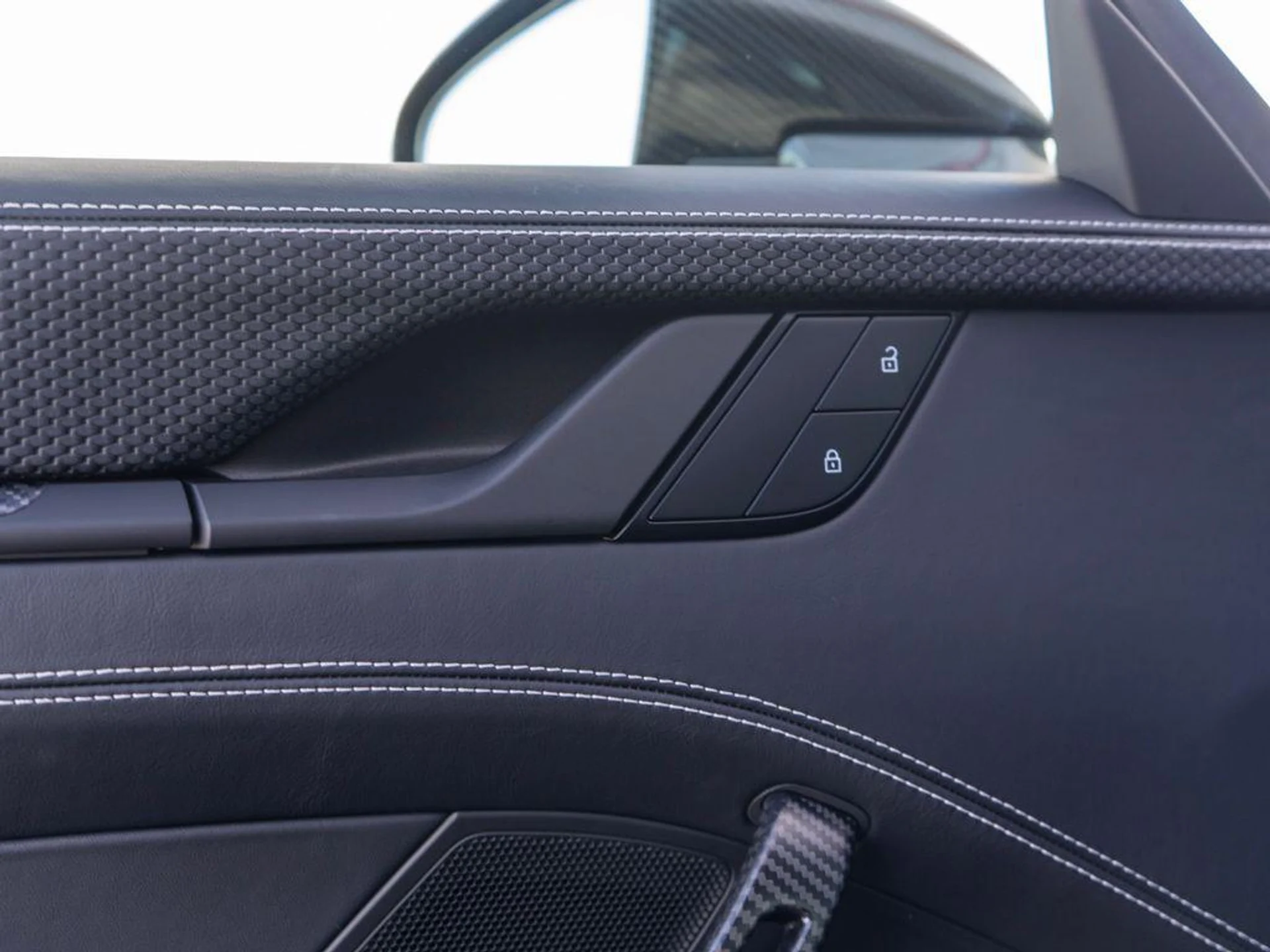 mph029_3584465885_k_45s4g3k_L_Qbdjj_Lza_DJF_5_g_G_Mk_c9ad813ab5