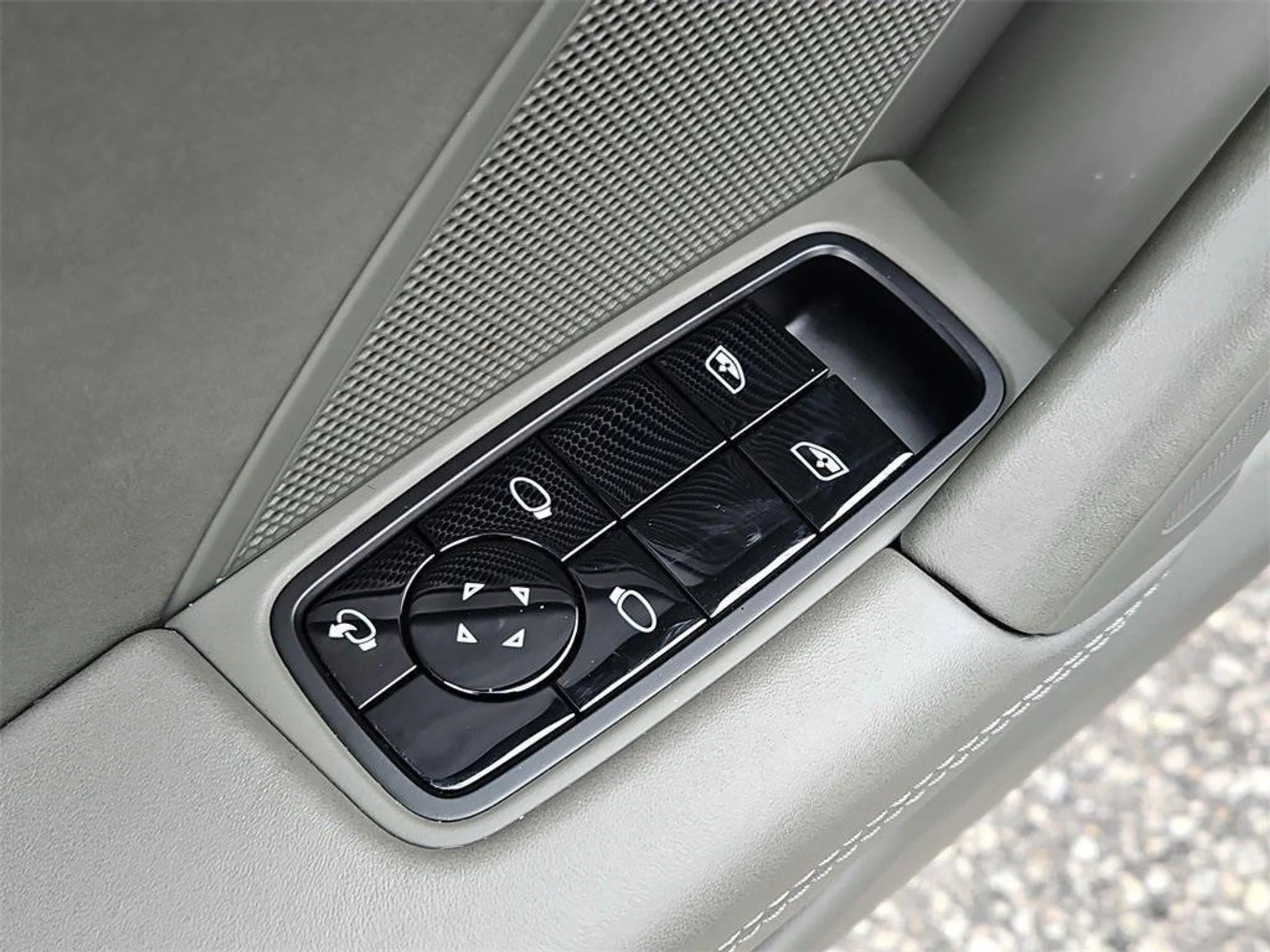 mph029_3589948968_K_Kfg_A_Oud_Dc_ZWF_8rh_I67vz_Hxc_AMY_d68b63db43