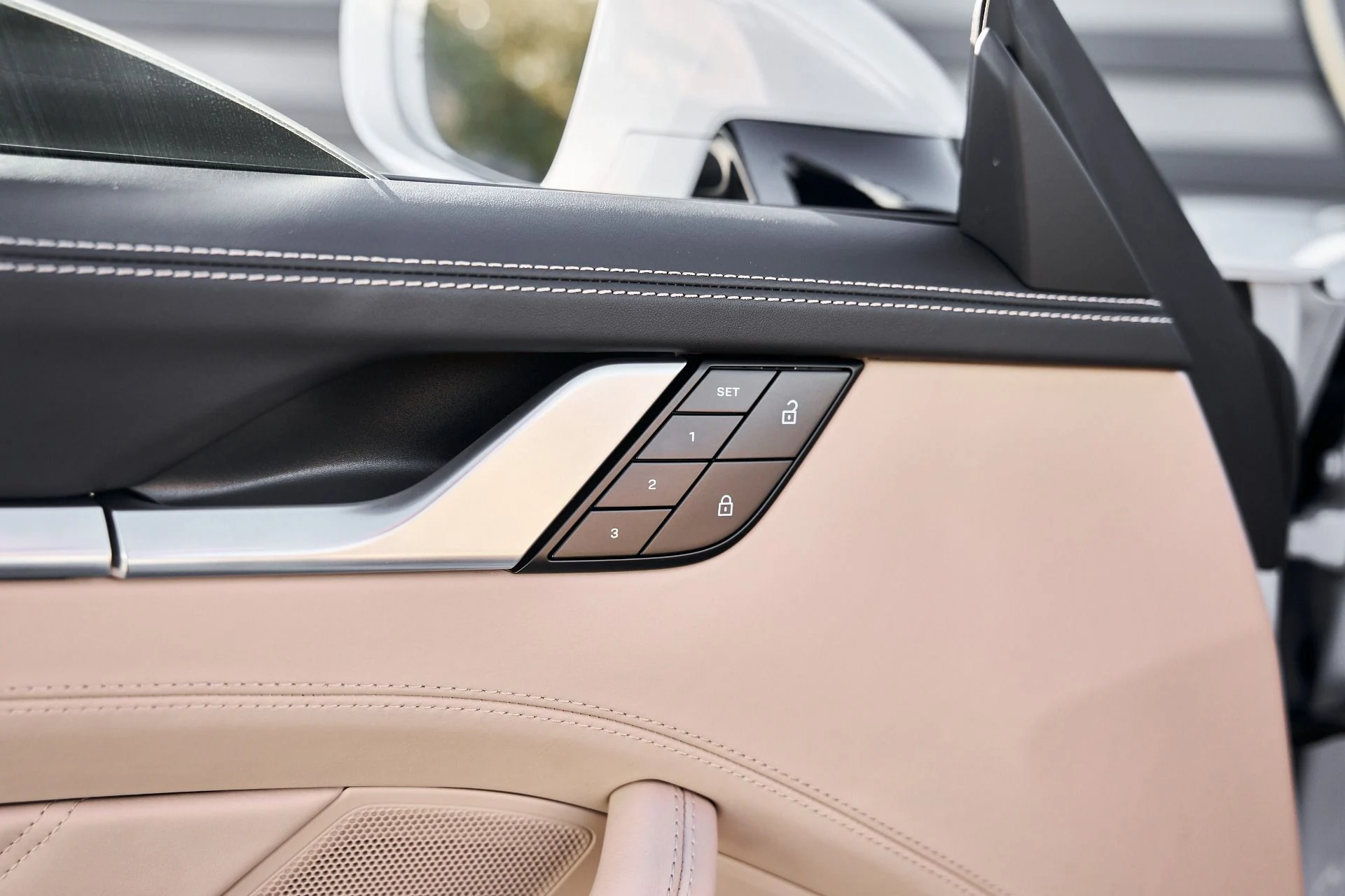 mph029_3590840068_Used_2024_Porsche_911_Turbo_1768616355_9e8ce56fcc