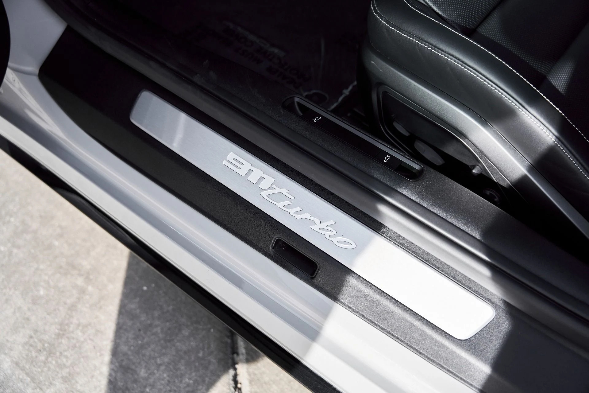 mph029_3593898823_Used_2024_Porsche_911_Turbo_1767745740_a778e73b38