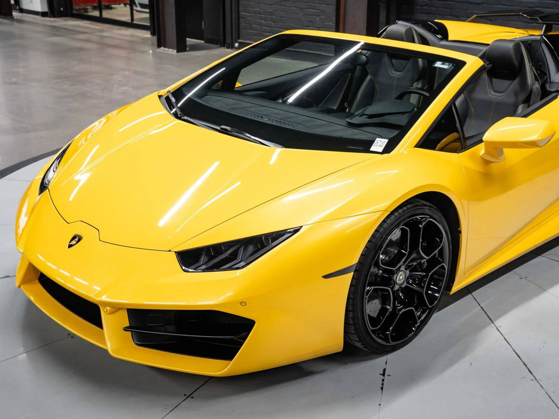 mph029_3604680065_lamborghini_huracan_2017_9d492ff0dd