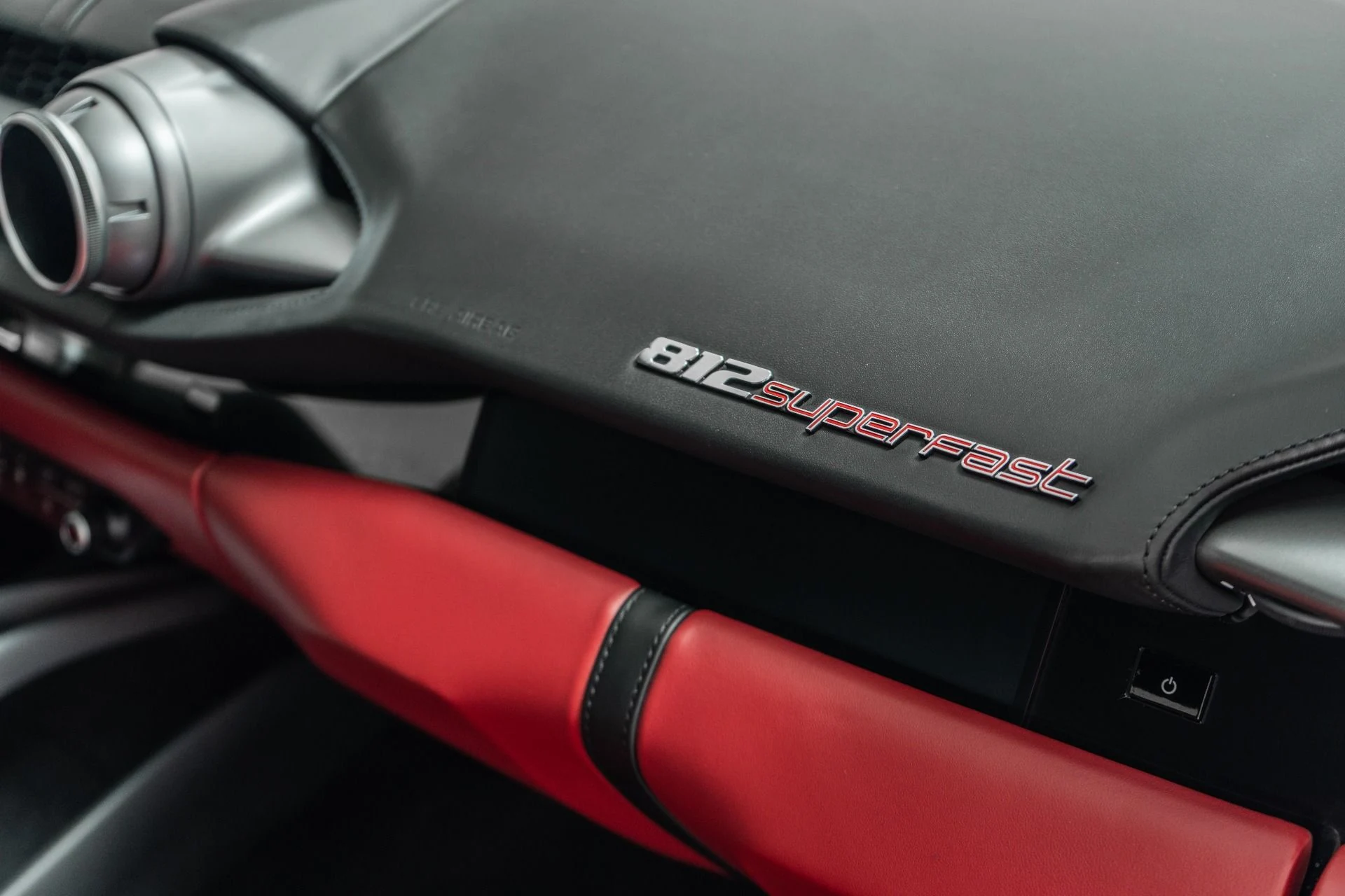 mph029_3606390864_Used_2020_Ferrari_812_Superfast_1775841371_78fc315b2b