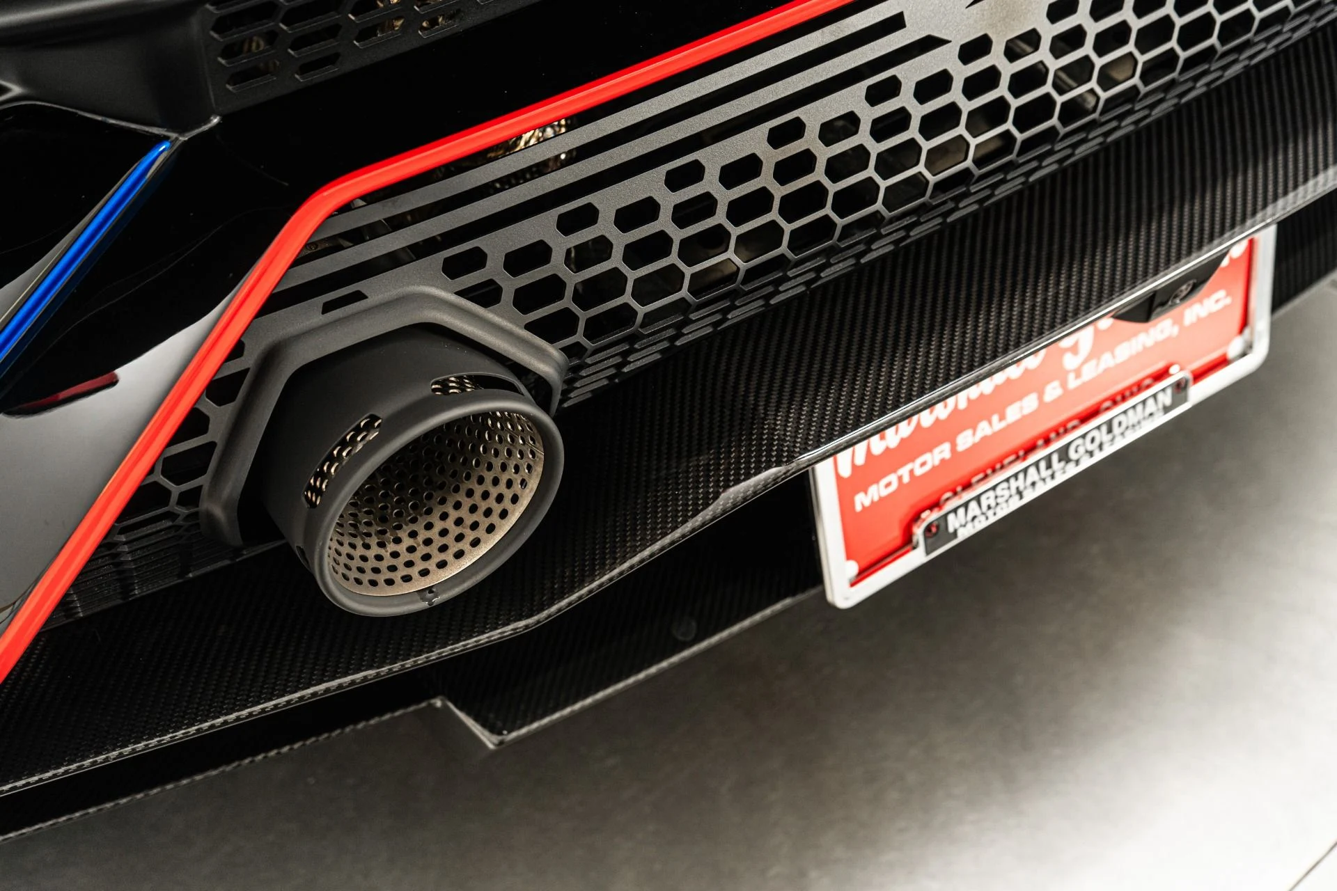 mph029_3608855813_Used_2024_Lamborghini_Huracan_STJ_1757002928_ed3d05193a