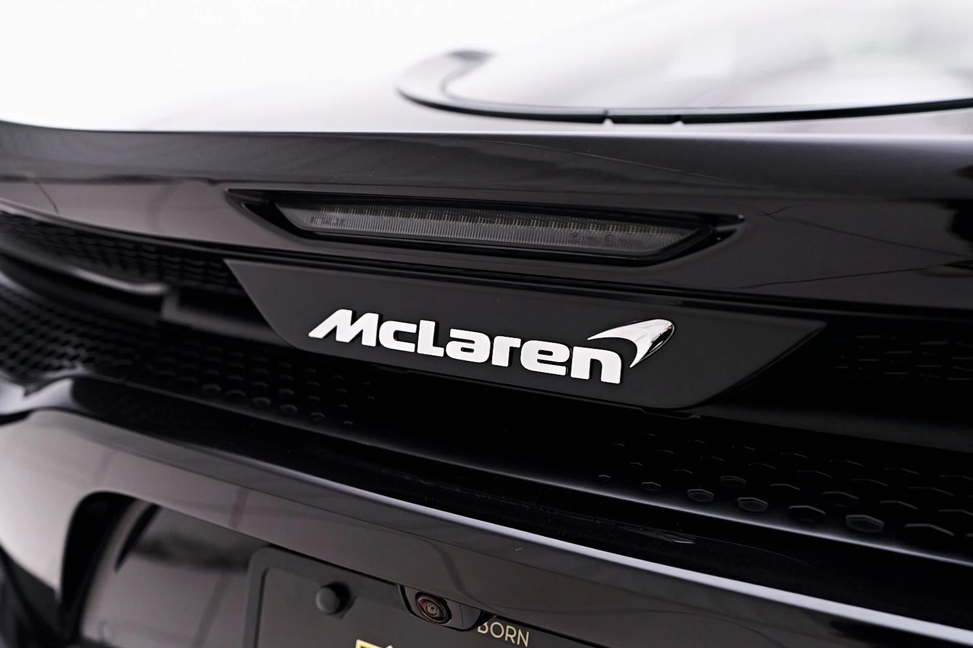 mph029_3622322690_Used_2021_Mc_Laren_GT_Base_1746665042_3c3a7a6f14