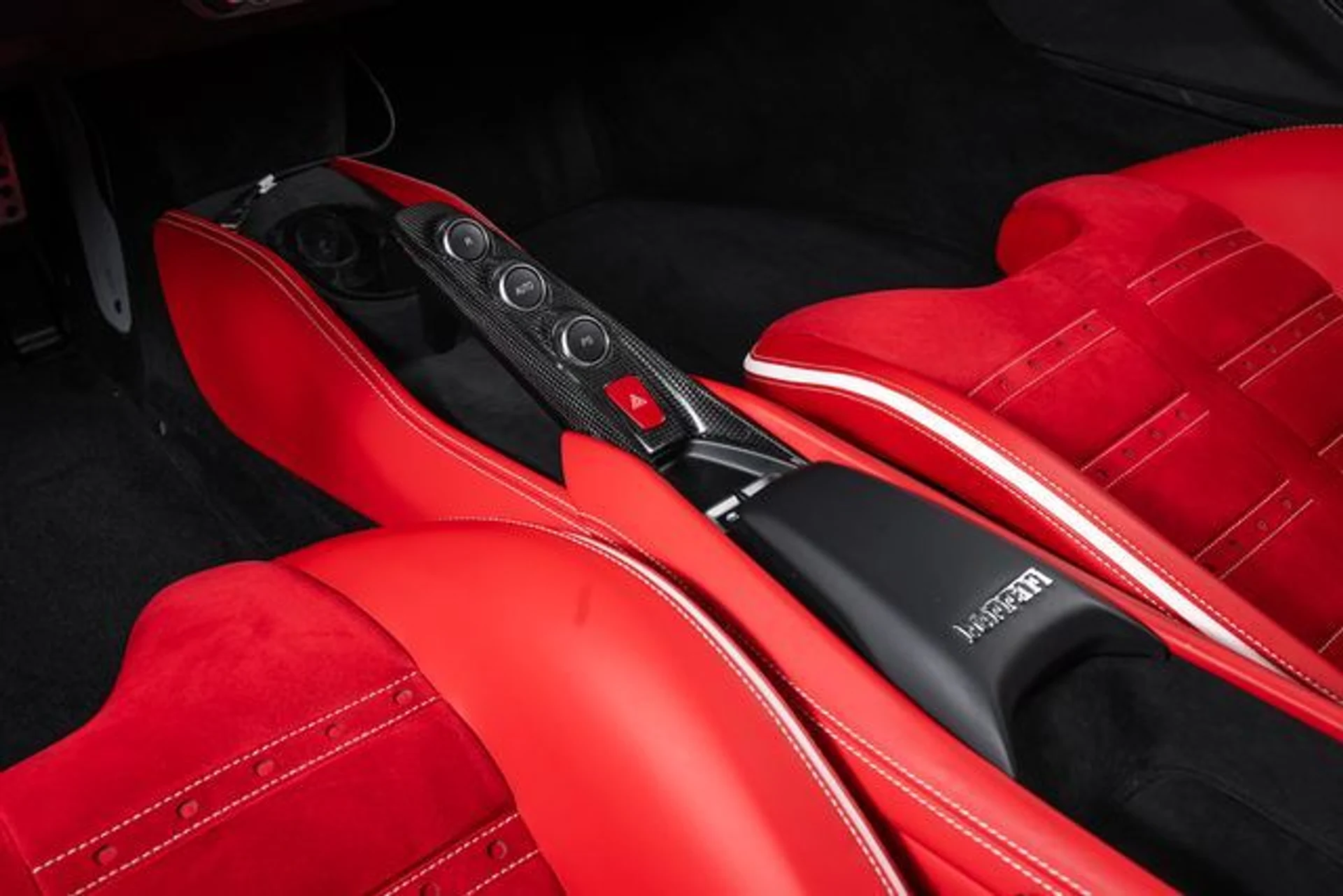 mph029_3623833936_8bc01253125c2dcb763b1d26ac32f5b1x_b0aab08088