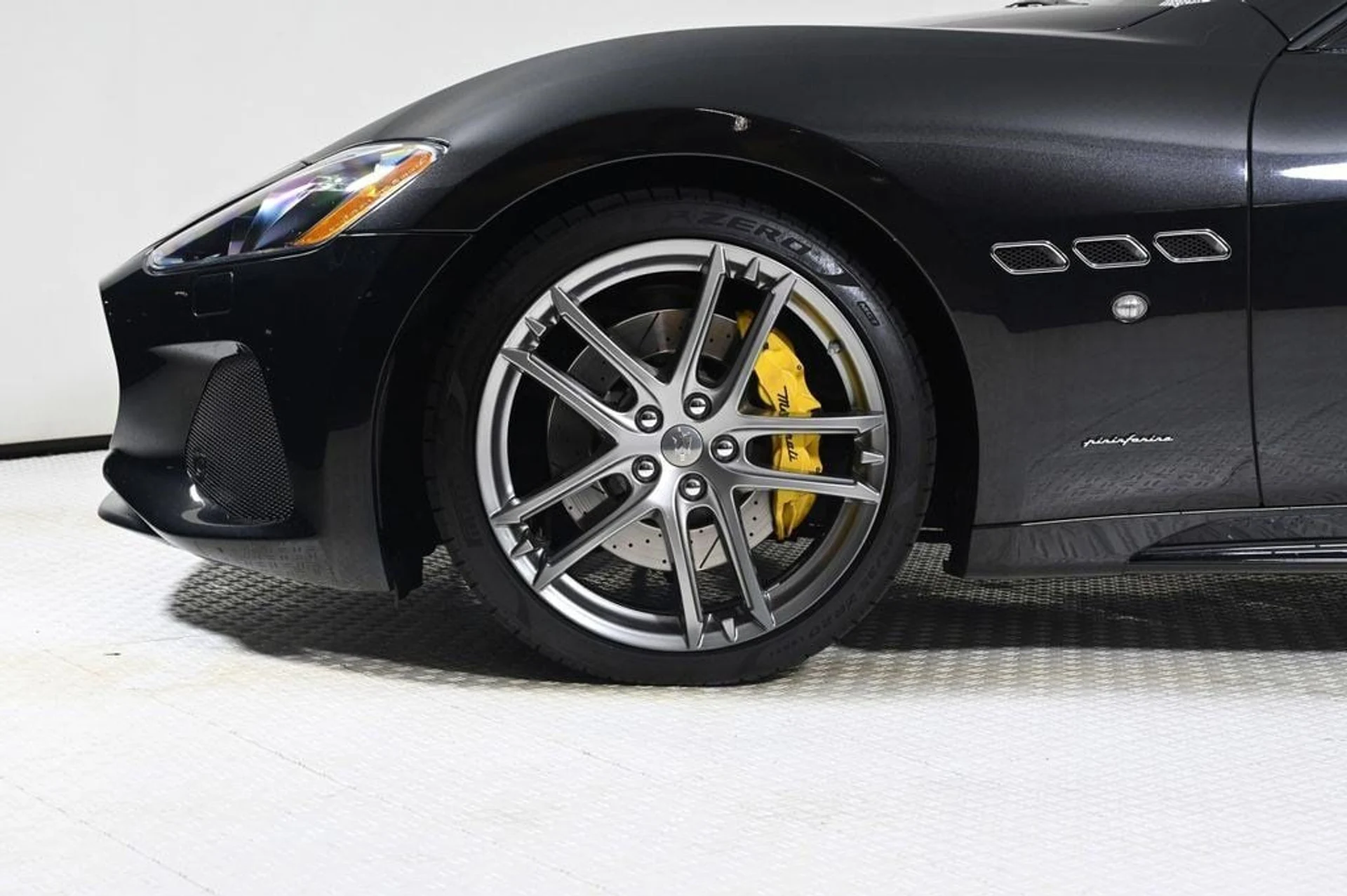 mph029_3629798255_used_2018_maserati_granturismo_mc47l_11350_22854179_29_1024_e4c0793de5
