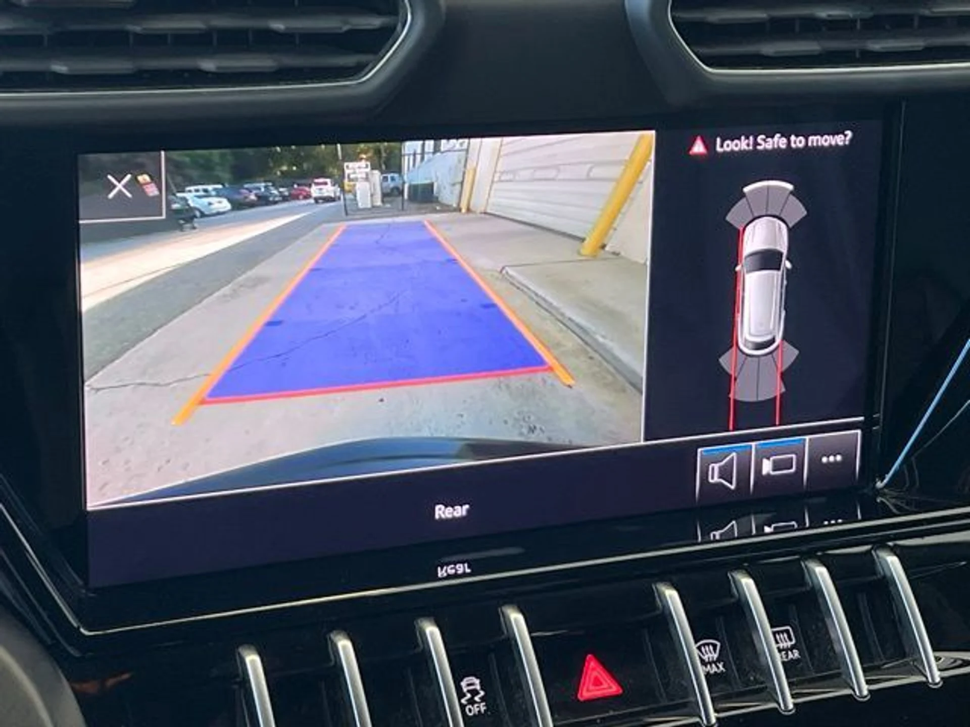 mph029_3630294986_bc75d3d09be41e952b1c6d3b17cf7819x_5ccb6e76bc