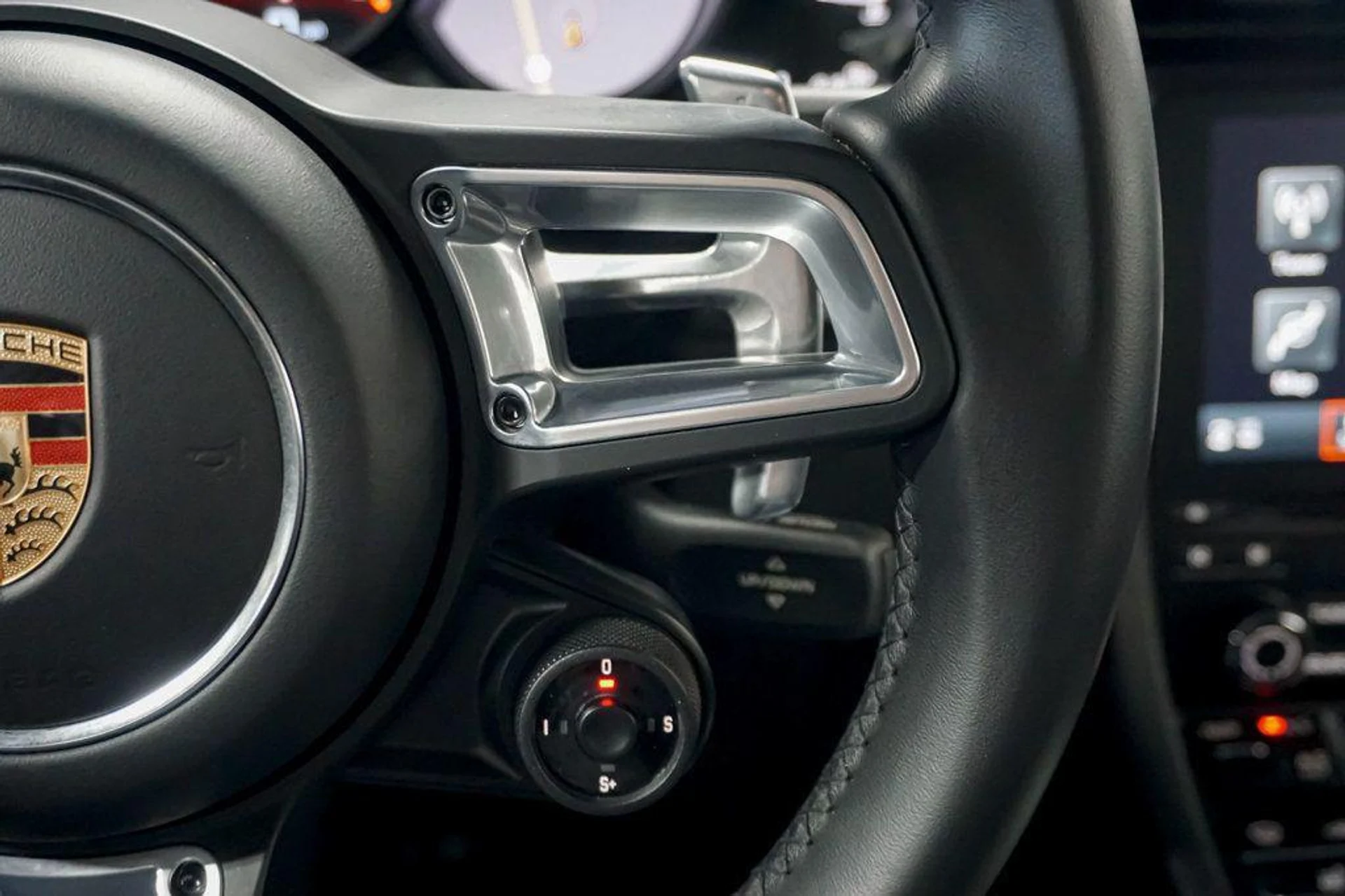 mph029_3631573560_GX_7n60xtew_Z1p_C_Ga_D0_Xo_MG_Rm_W_0_6782dc4537