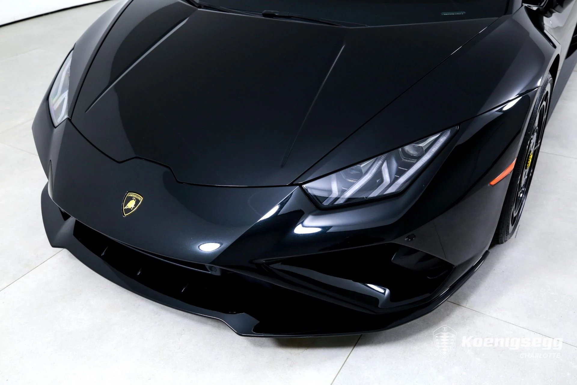 mph029_364613300_Used_2021_Lamborghini_Huracan_EVO_1760975962_e334e179b3