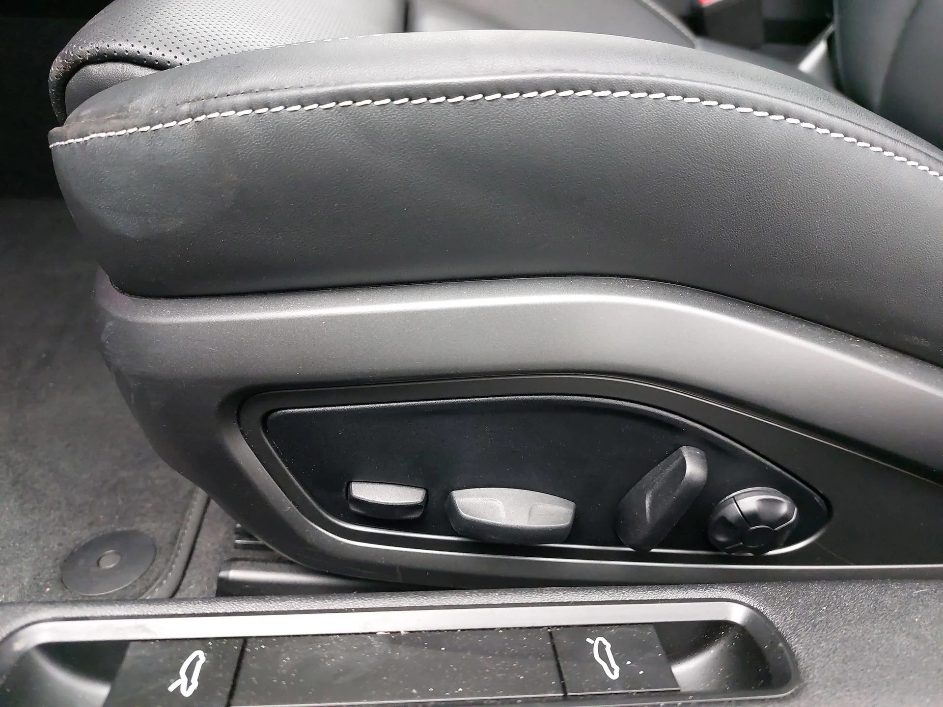 mph029_3649271783_835e03973558bf45338463af1841314ax_13f42a7770