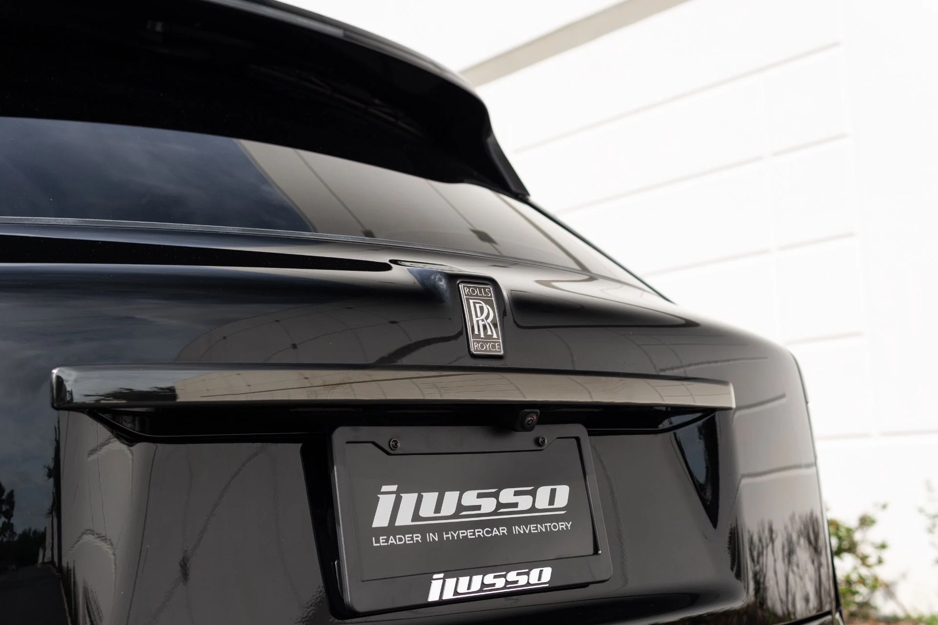 mph029_3651429892_Used_2022_Rolls_Royce_Black_Badge_Cullinan_1776130970_ee68356a07
