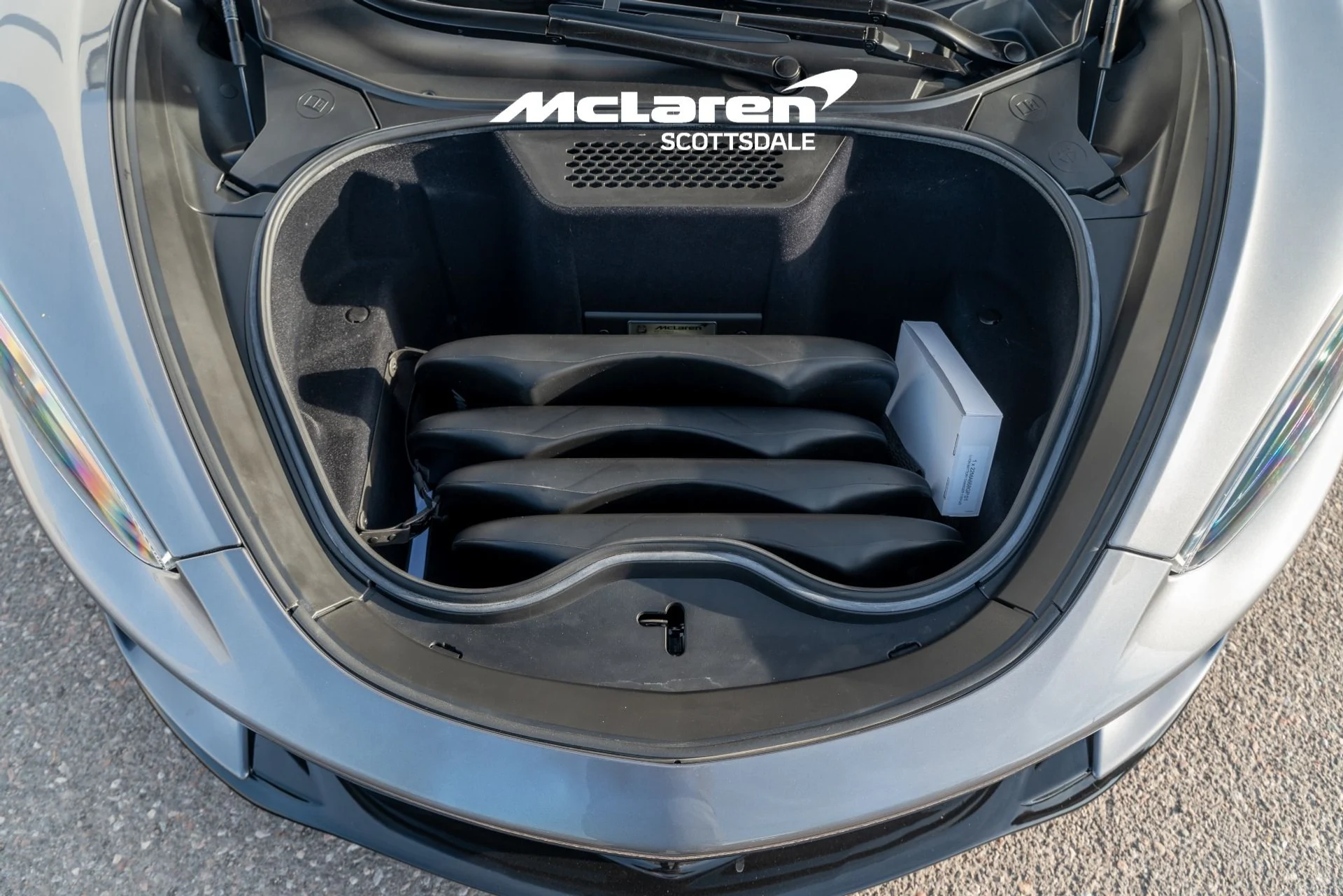 mph029_3653162702_Used_2023_MCLAREN_GT_1772469190_1736f1f641