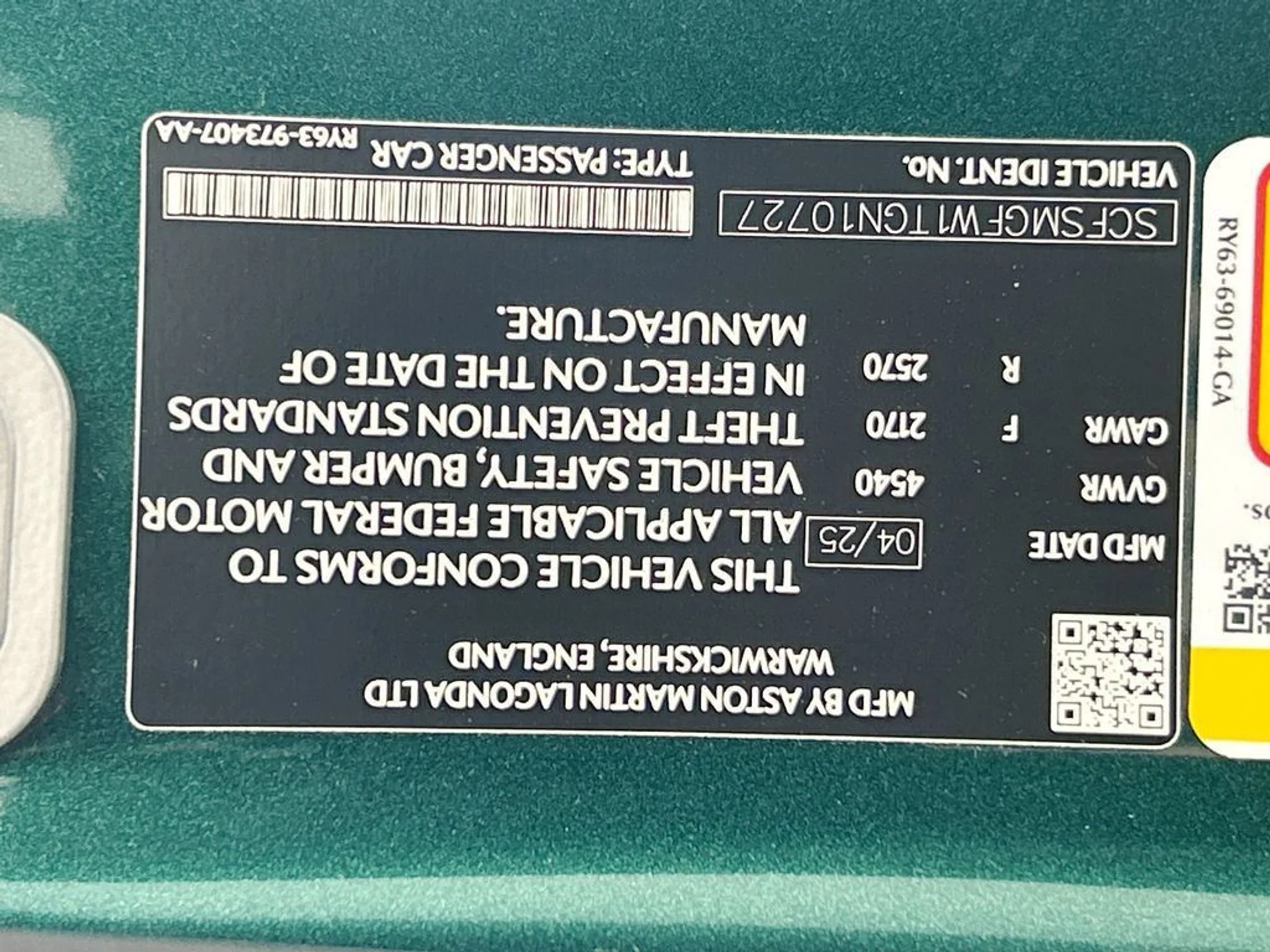 mph029_3661520499_used_2026_aston_martin_vantage_coupe_8119_23019330_30_1024_87d67cb753