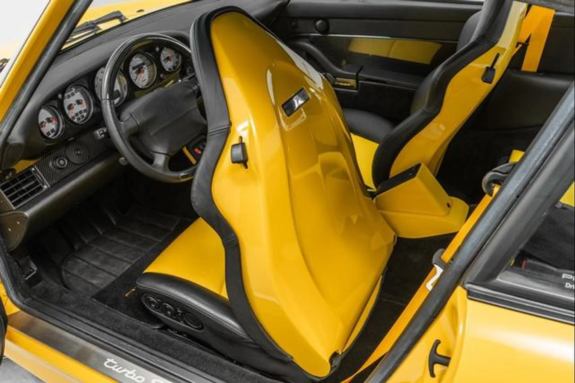 mph029_3675297597_Tn_L84_Lwg_C_Zx_I4_NI_4_Isz67w_L_Kx_Y_771d7f7f35