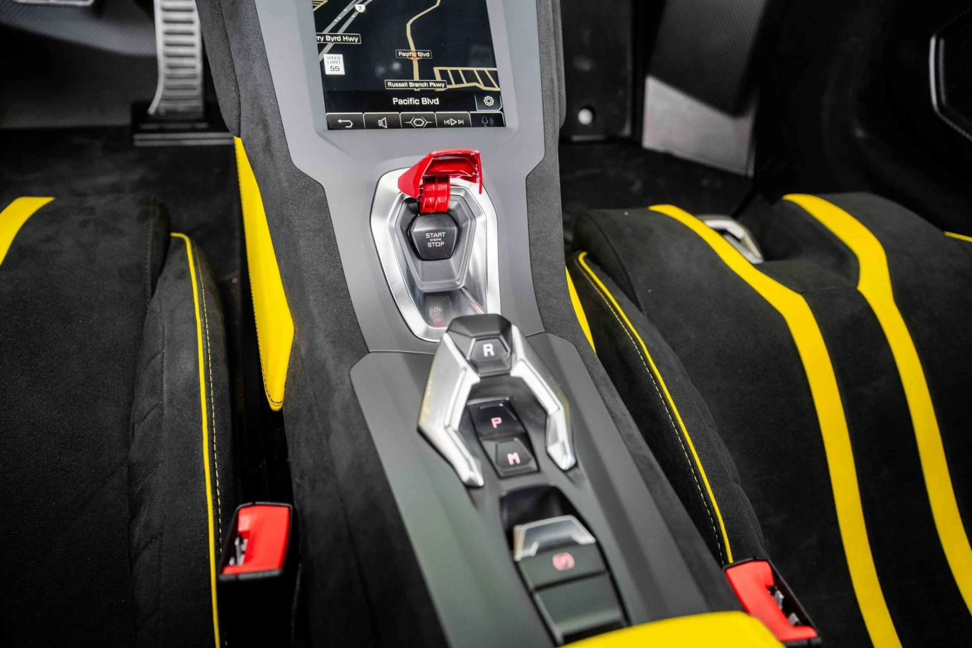 mph029_3676620391_Used_2022_Lamborghini_Huracan_STO_Coupe_1765561049_8097c502ff