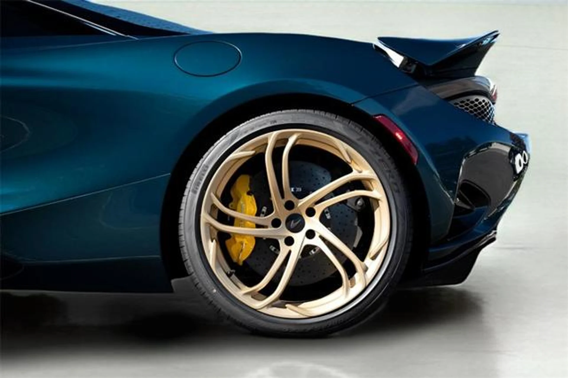 mph029_3679855911_Jqx_Sqcow_W_Gi_Yj_Cshn_T2_Npb2_GP_0o_2a219c0dbd