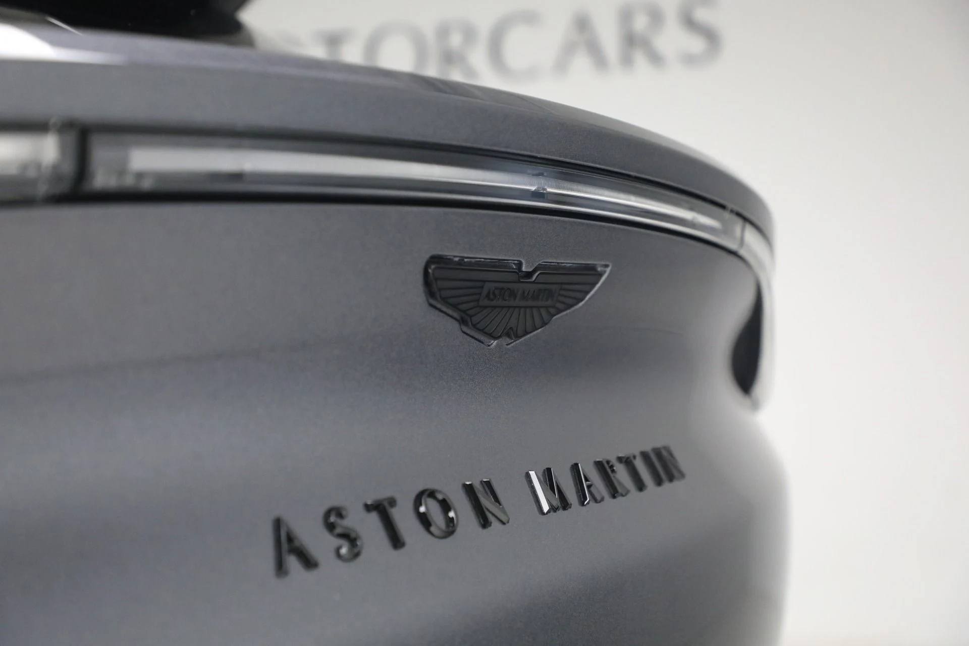 mph029_3687875209_New_2025_Aston_Martin_DBX_707_707_586f059771