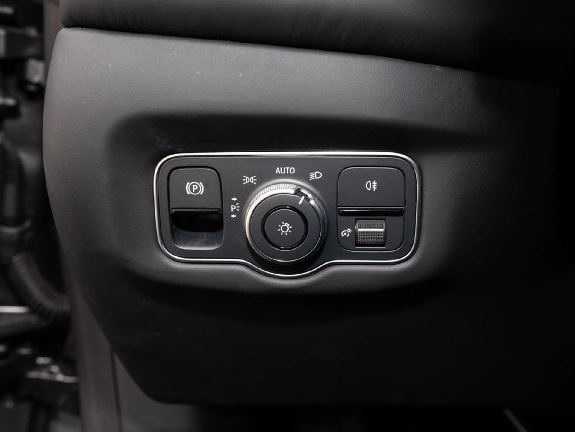 mph029_3690126315_470516215_691df039c20baac2a82c0d9e_1bcda65658