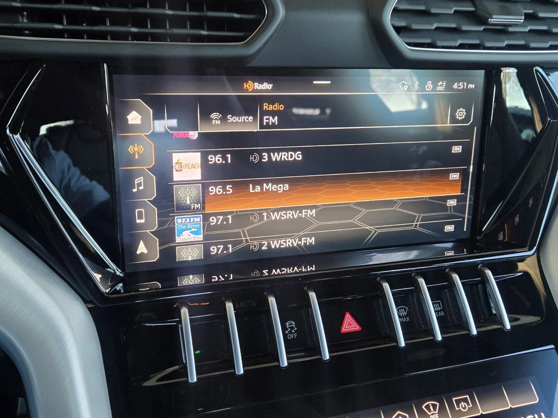 mph029_3698718060_51a66a921807d9b10723de921c1ab9c2x_9ae2c0a21a