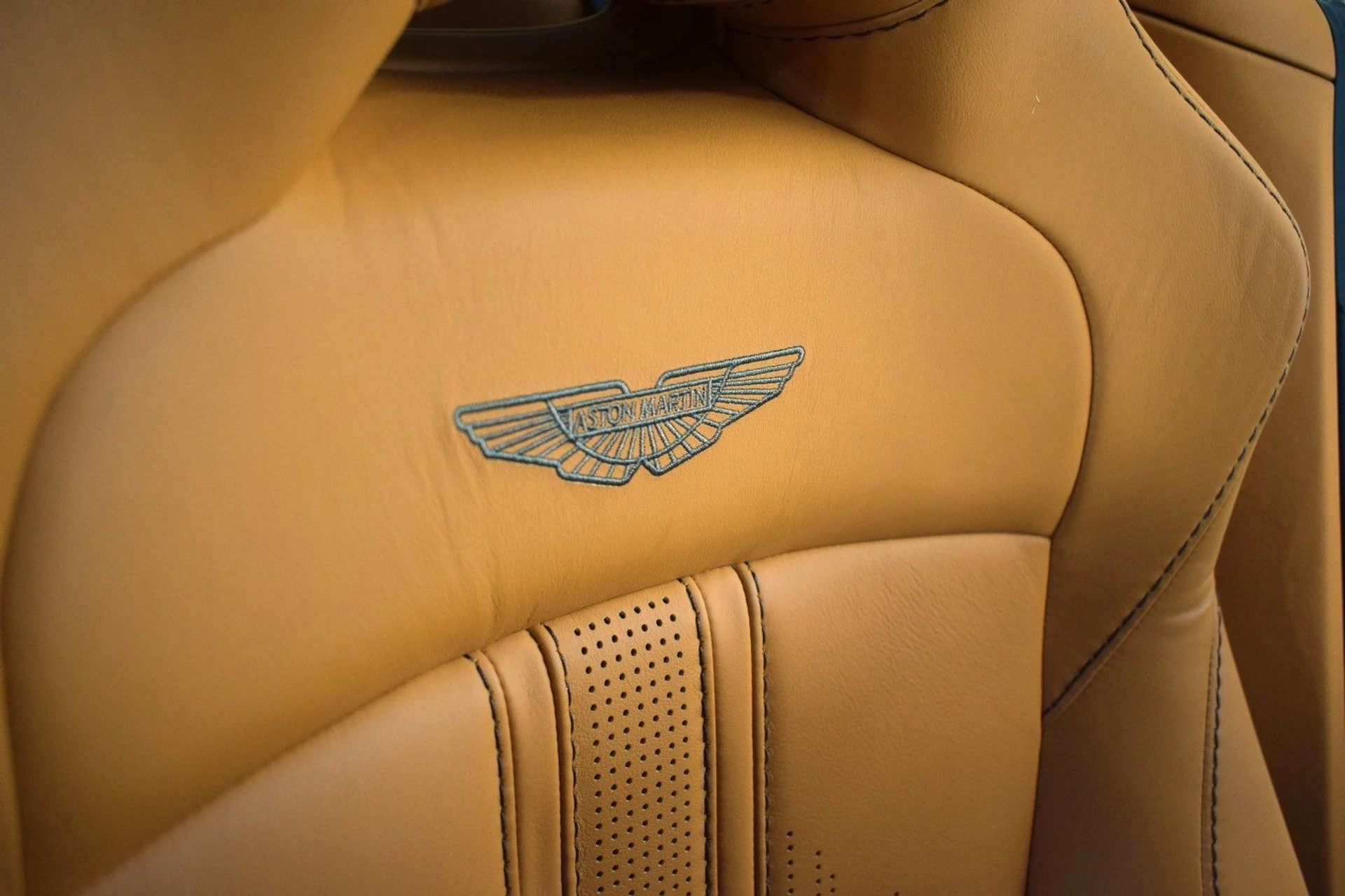 mph029_3711668793_76d627baa4ade0c0eee2038308f36efax_bb940d3f03