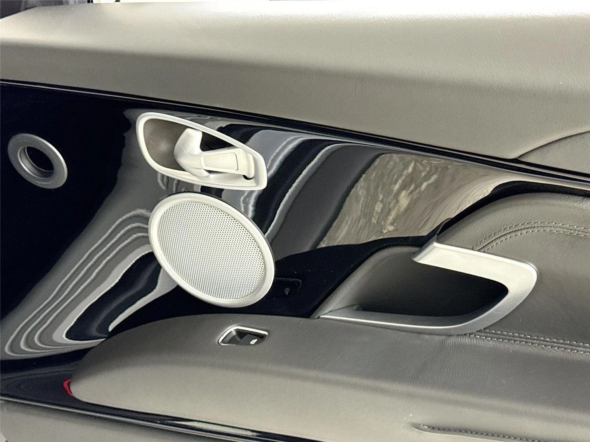 mph029_3711805256_546e7dd33c83a4d283ba22367f7d3d1d_1f277011a0