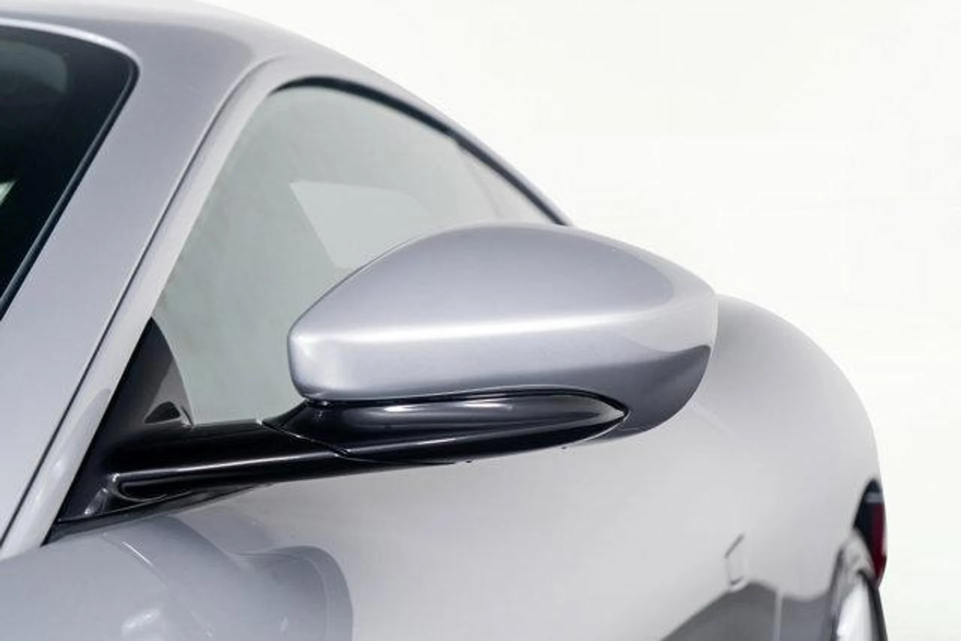 mph029_3714684164_Fd_XD_4r_Resl_Ejvqp0ig_Vhf_JB_To_EU_5582215814