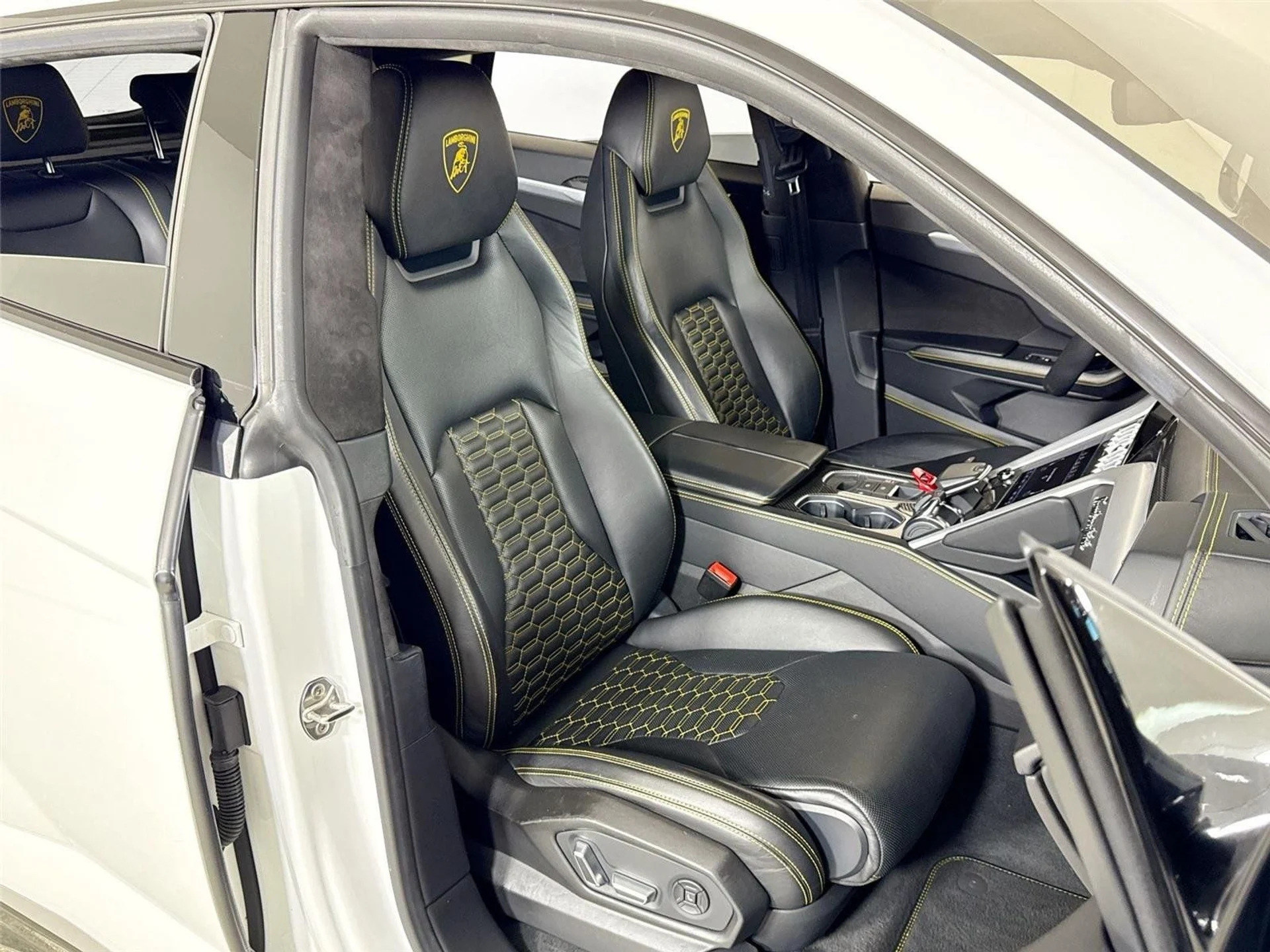 mph029_372795167_9d521903283a8eee0cb69e3af97eb5c3_555f8b4044