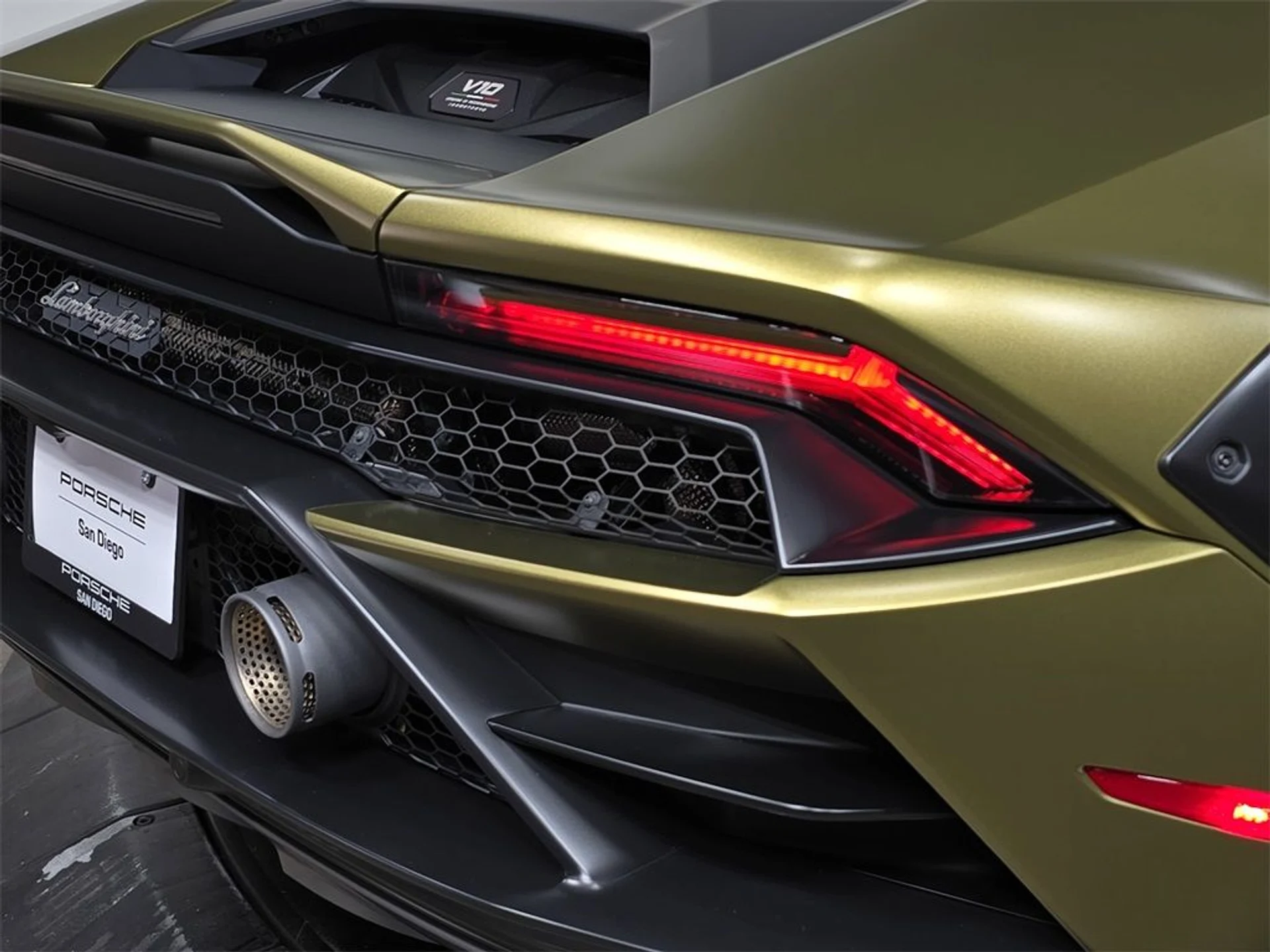 mph029_3733656007_ff81d89b54ce31cfd380f29b1f3f291d_30c7ac3674