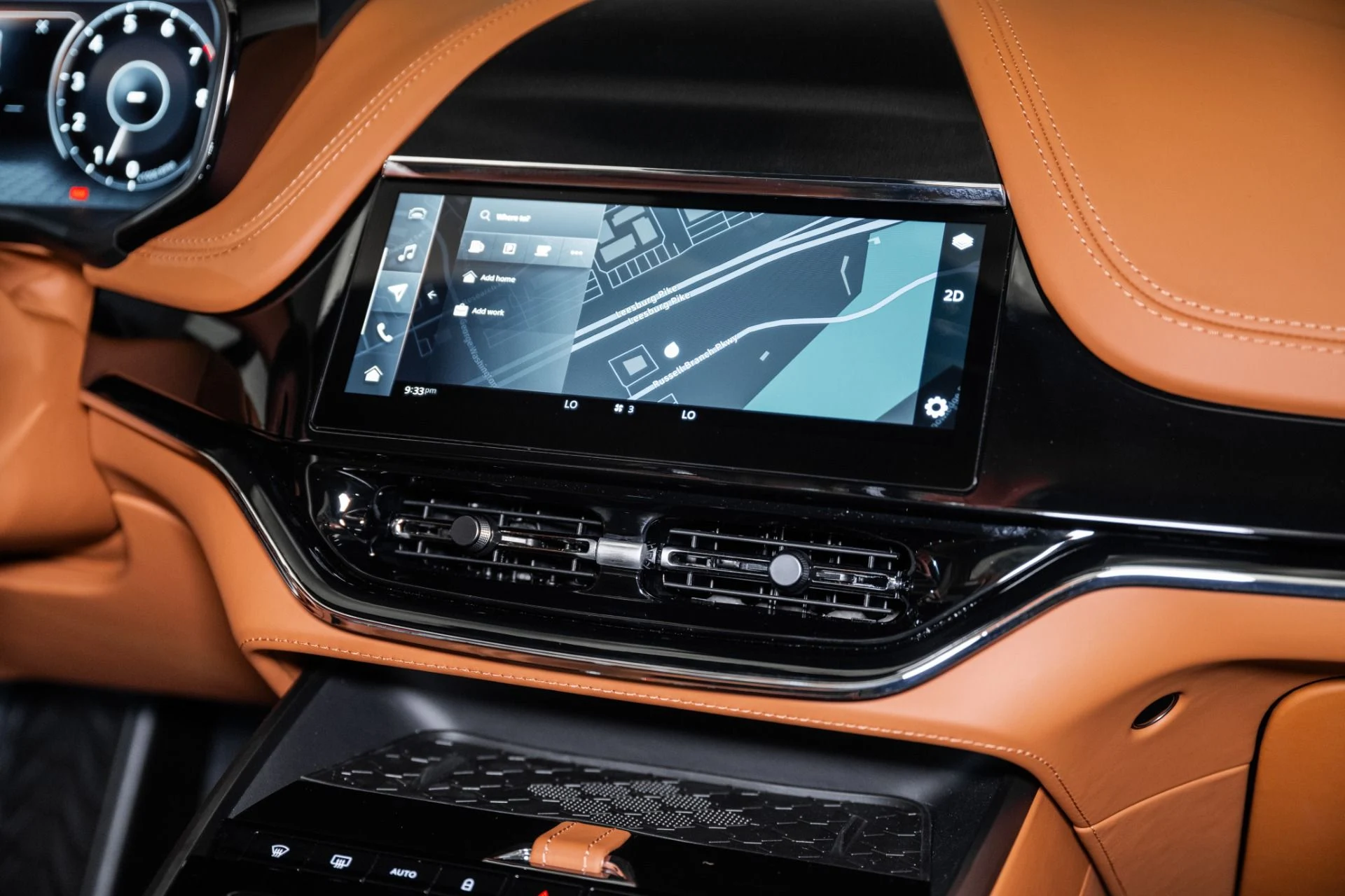 mph029_3744967860_New_2026_ASTON_MARTIN_DBX_707_1759283914_916ef4c142