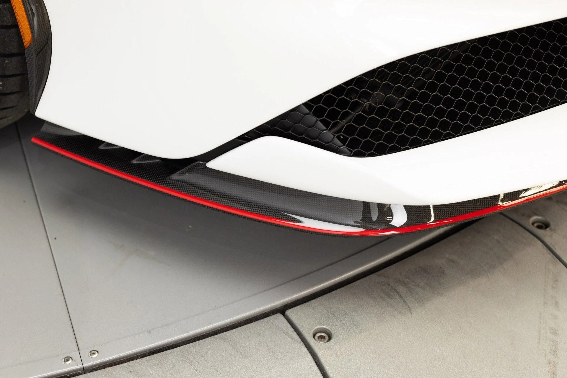 mph029_3771232566_Used_2022_Ferrari_SF_90_Spider_1777382752_7efce0e3e6