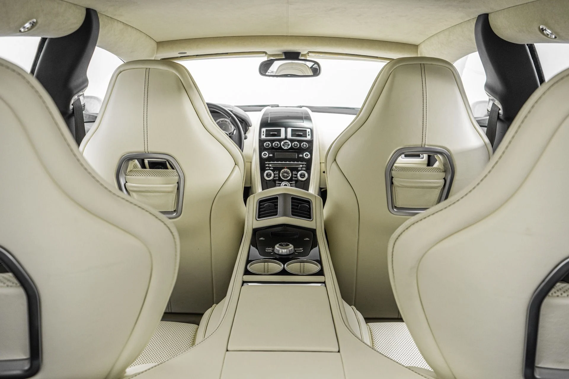 mph029_3782338674_Used_2012_Aston_Martin_Rapide_V12_power_High_Contrast_Color_Combination_1781621426_e22a804325