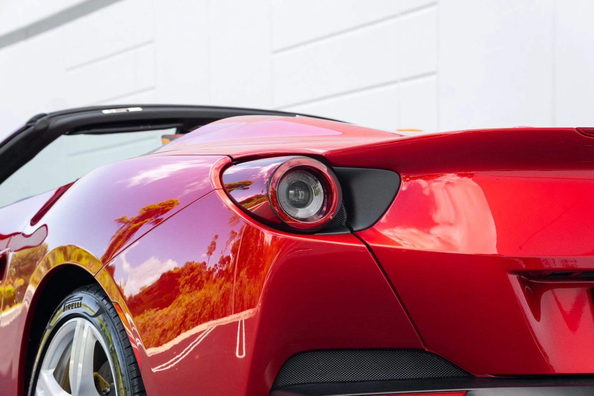 mph029_3786852215_Used_2019_Ferrari_Portofino_1779385815_e757767b8a