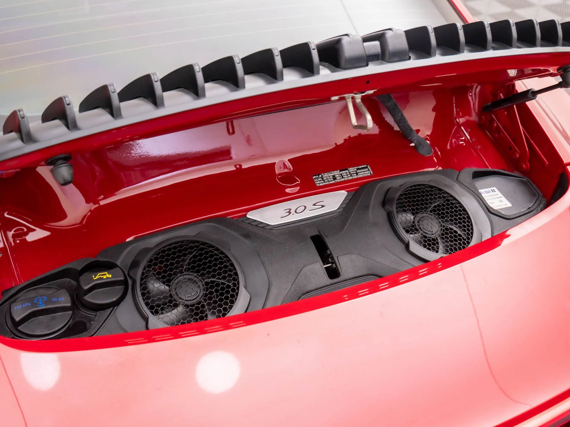 mph029_3792390446_054dcc5b1b0f83d61f9db760c6b5d3dax_4e8c4bccbf