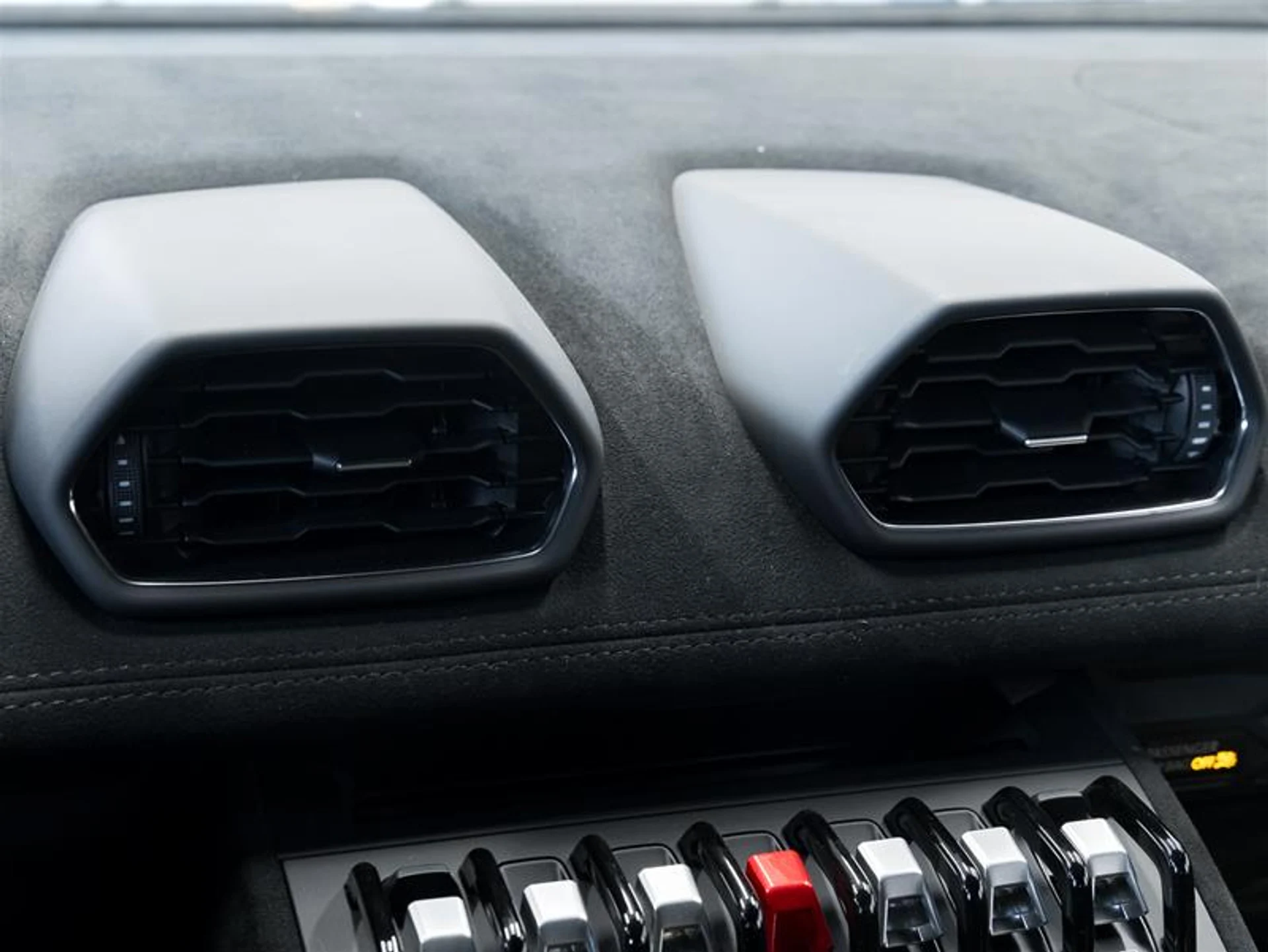 mph029_3803338113_11625444_1564141422_5afc9ff72c