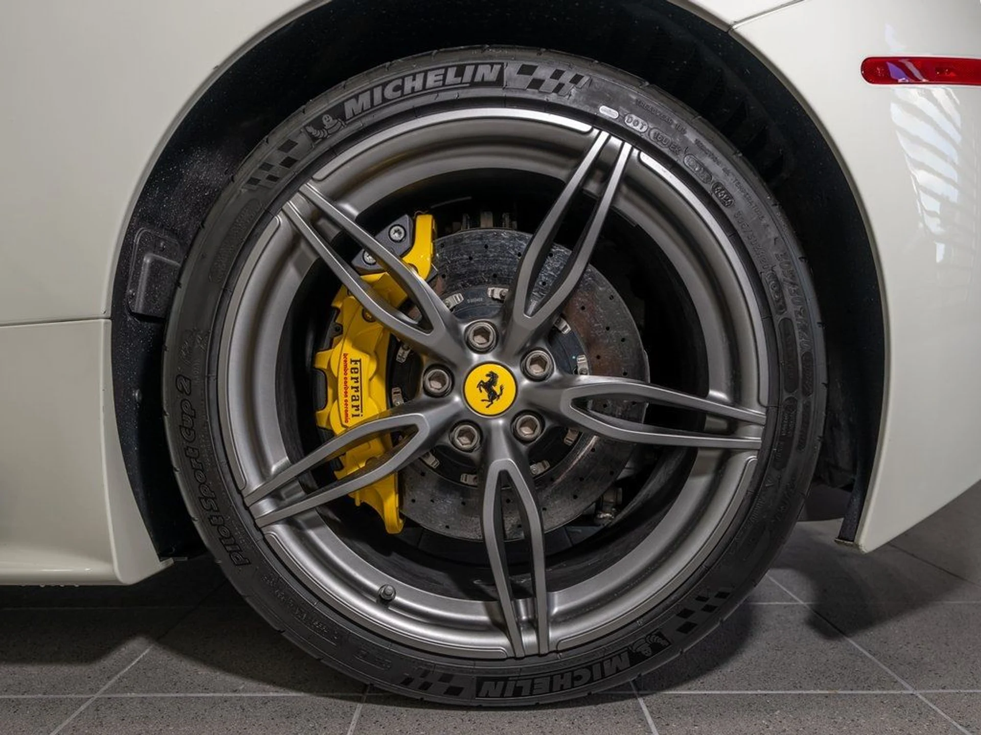 mph029_3805394373_image_30_5689cf1a6a