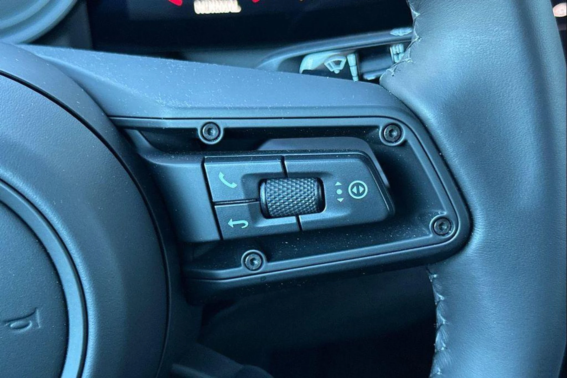 mph029_3815478518_r_OI_9f_SGJC_Bf8pt_R9_Cb_Y4l_Cuv_Zds_a48e952af7