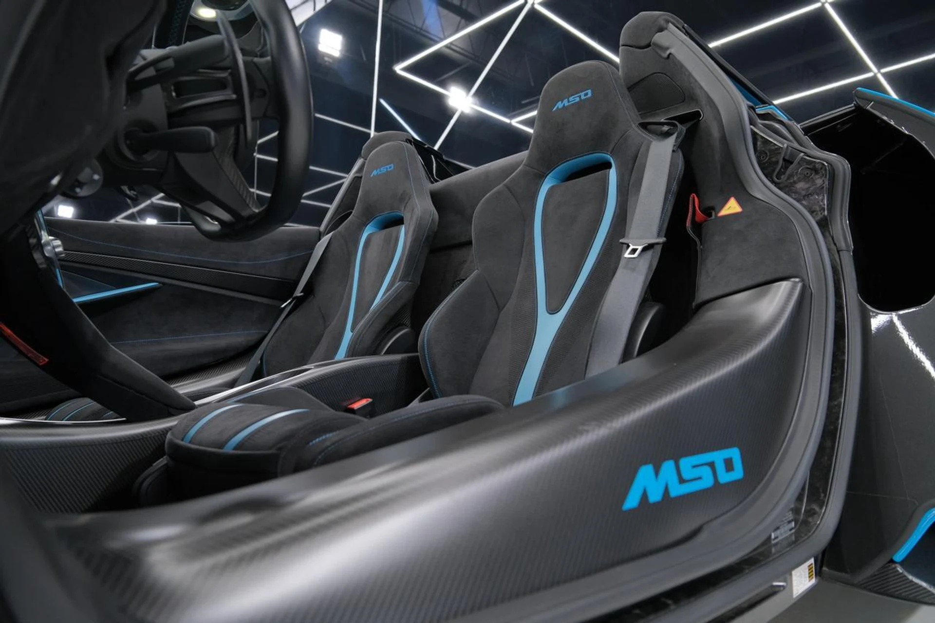 mph029_3820063210_ec3ba315f66edf7642f4703d3c719cec_80cd7e123b