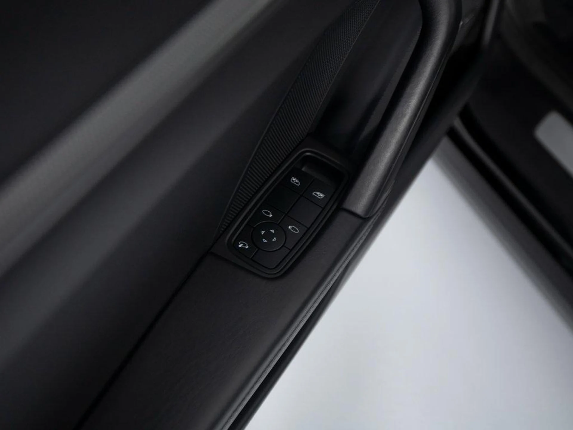 mph029_3820079818_5yzj5z_S_o_C7j_CP_6qh4ko_Yf7f5_Lk_d35189a699