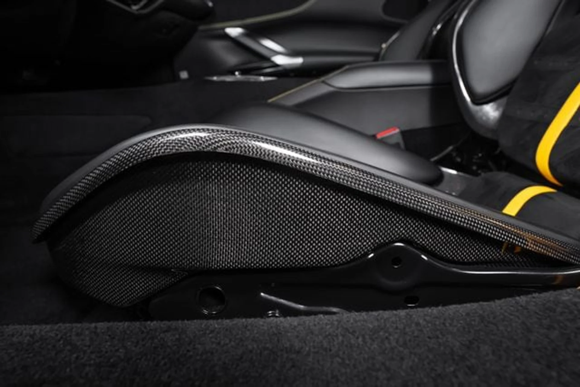 mph029_3820493051_54f7dbfce701ec6d21378e5f32c094b2x_00206ad5b4