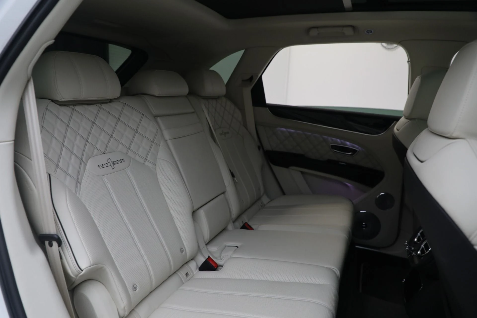 mph029_3831086261_Used_2021_Bentley_Bentayga_First_Edition_V8_66c3116369